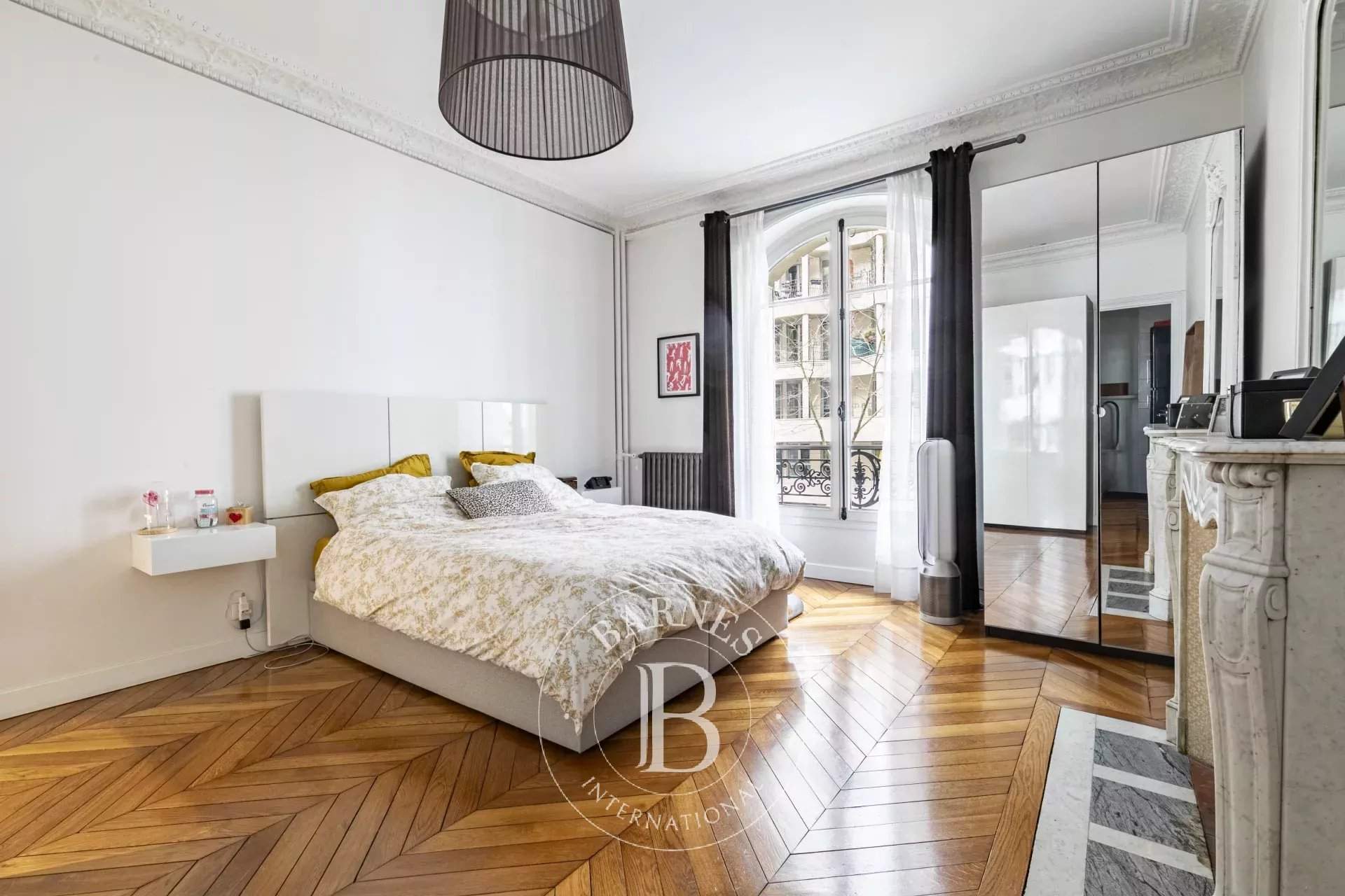 Paris  - Appartement 7 Pi&egrave;ces 4 Chambres - picture 13