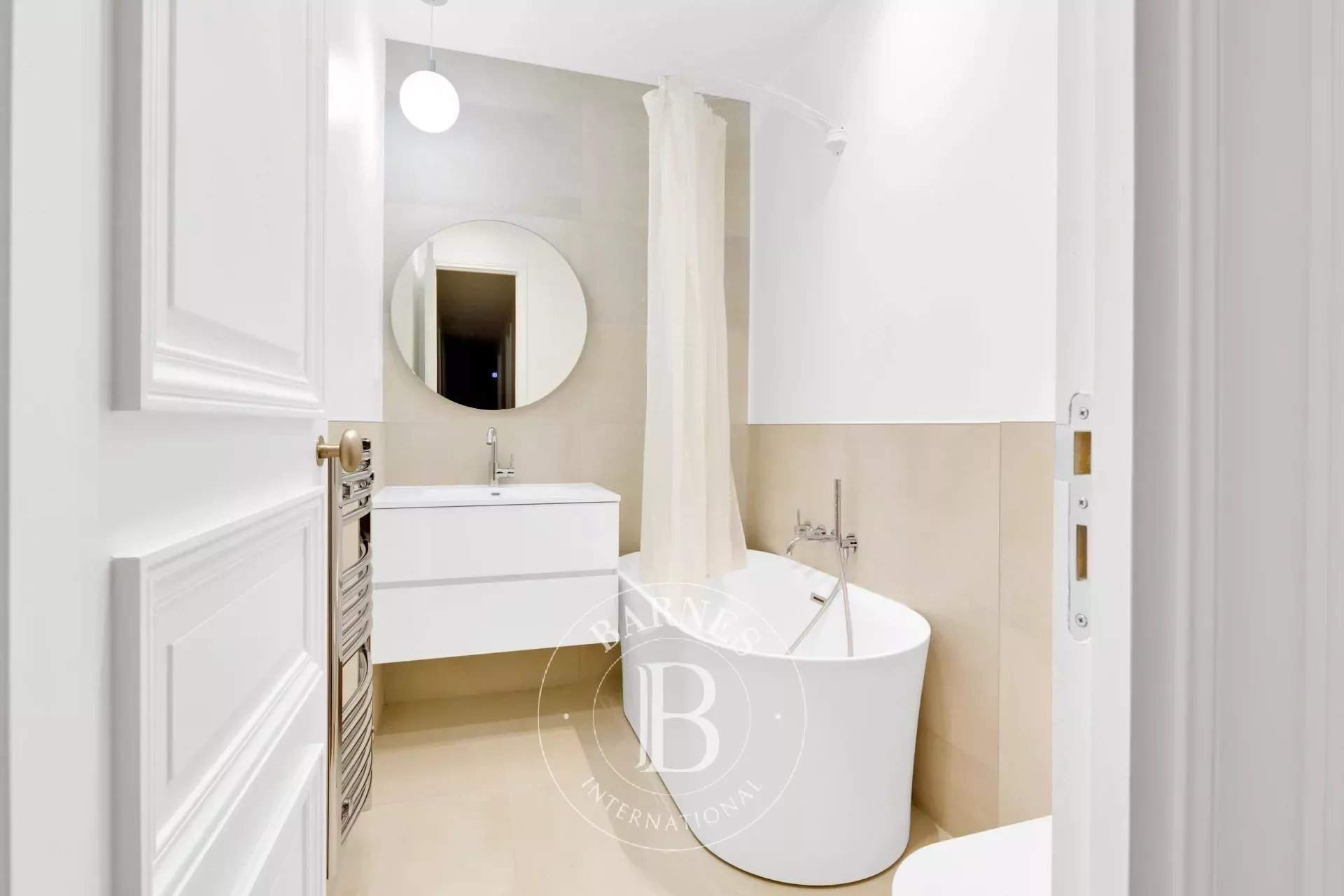 Paris  - Apartment 3 Bedrooms - picture 6
