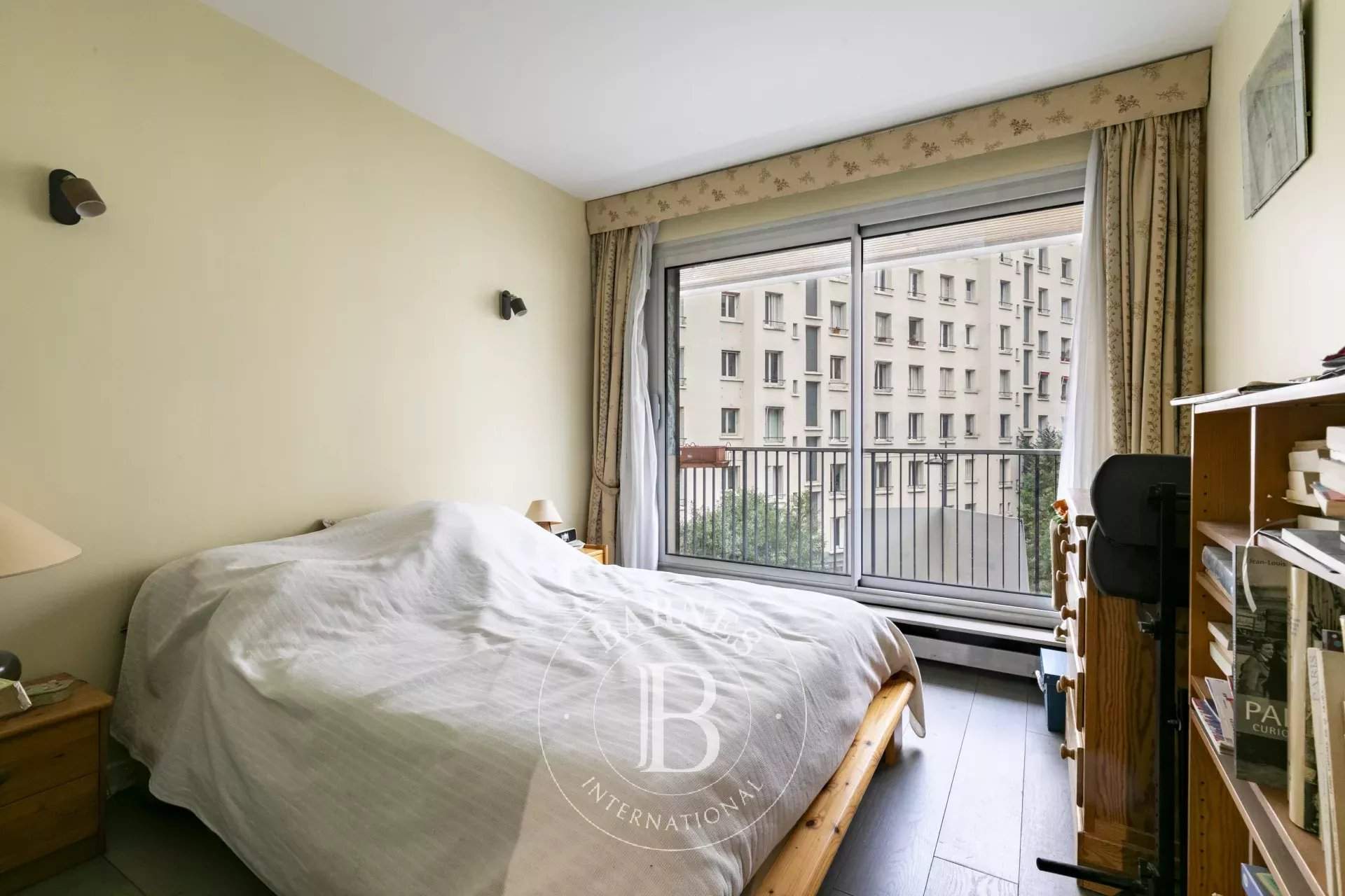 Paris  - Appartement 5 Pi&egrave;ces 3 Chambres - picture 8