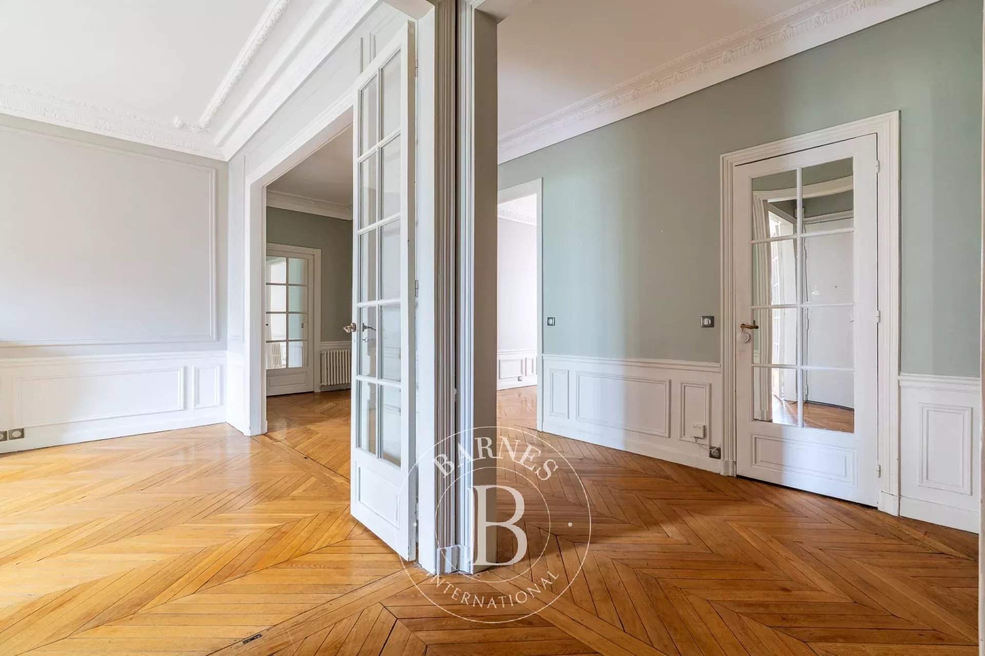 Paris  - Apartment 4 Bedrooms - picture 6