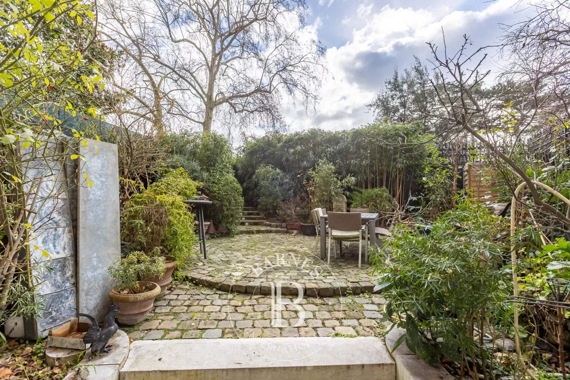 Paris  - Appartement 7 Pi&egrave;ces 3 Chambres - picture 3