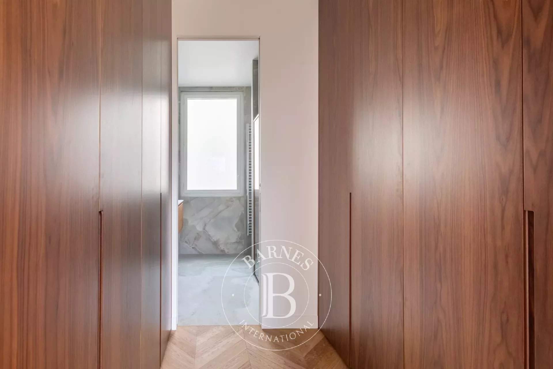 Paris  - Apartment 3 Bedrooms - picture 9