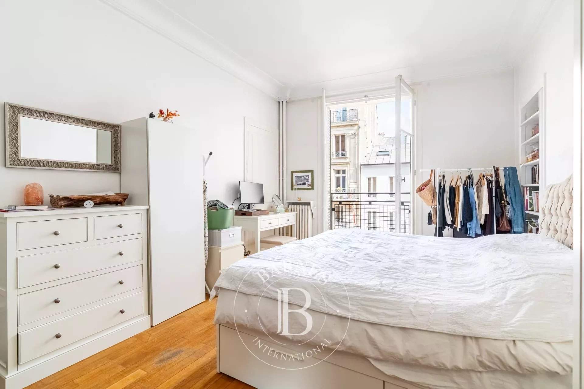 Paris  - Apartment 2 Bedrooms - picture 8