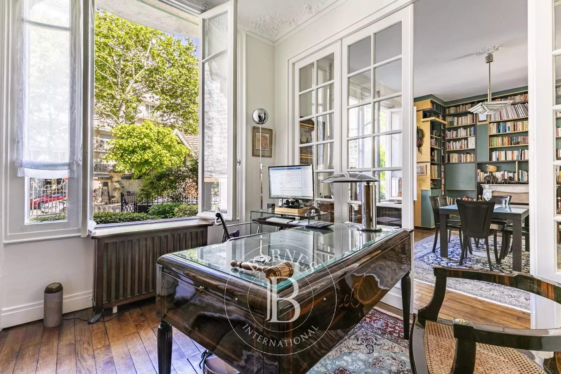 Paris  - House 6 Bedrooms - picture 11