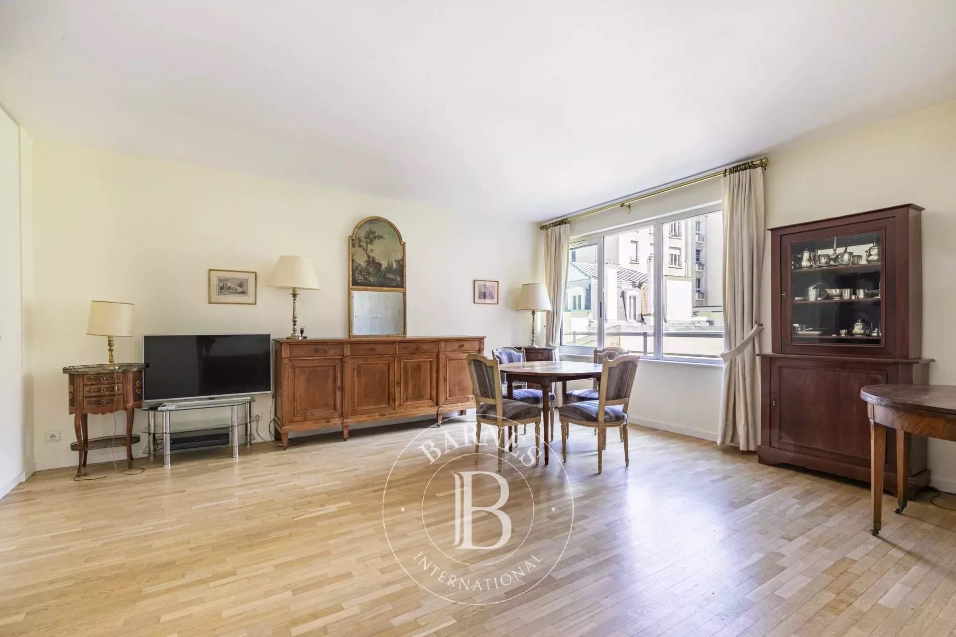 Paris  - Apartment 2 Bedrooms - picture 4