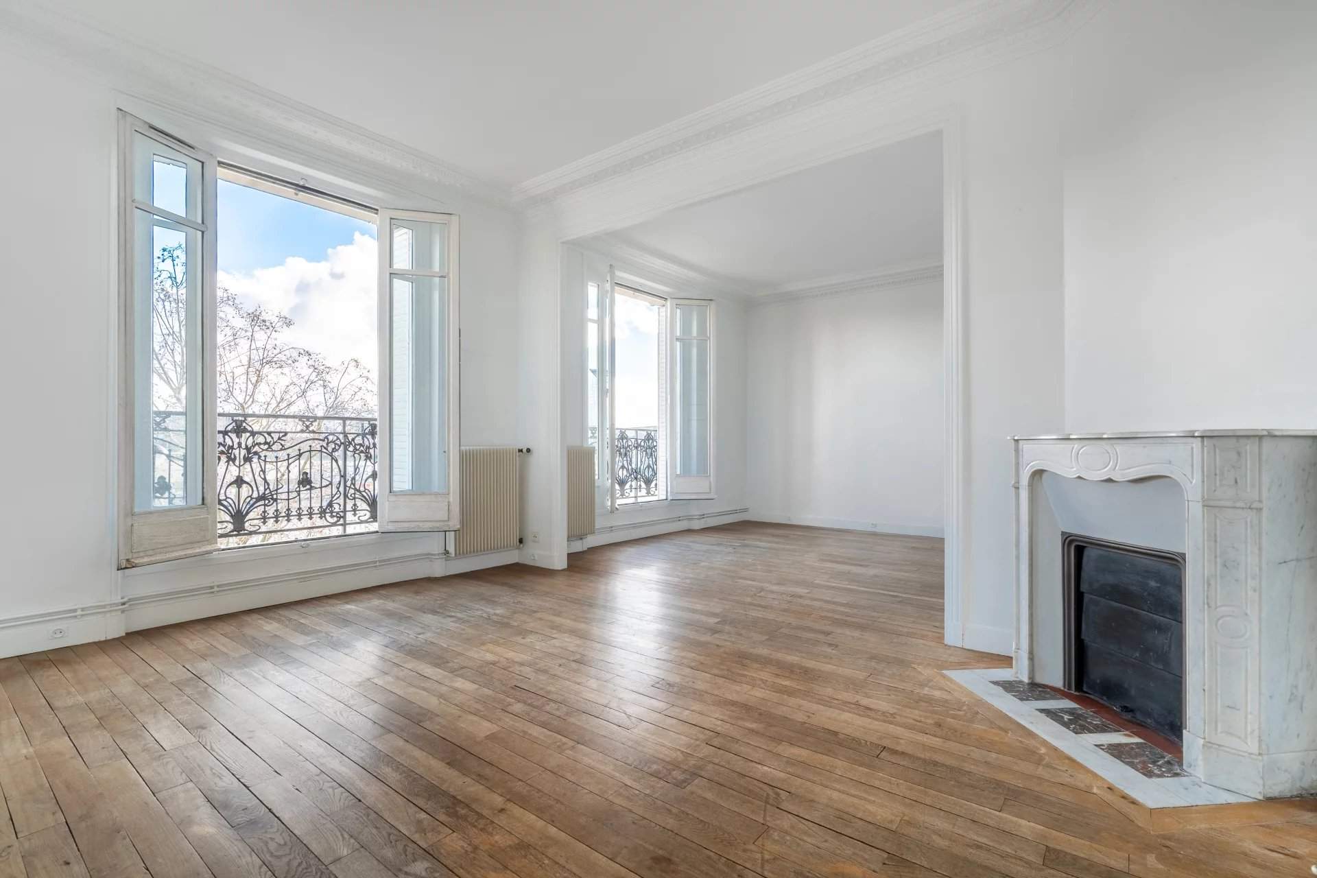 Paris  - Appartement 5 Pièces 3 Chambres - picture 1