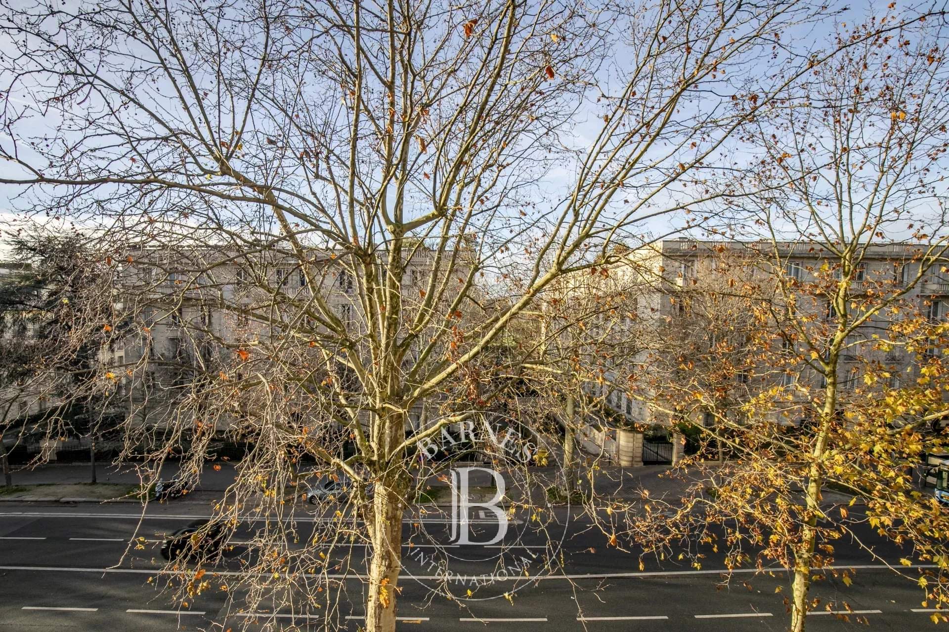 Paris  - Appartement 7 Pièces 5 Chambres - picture 15