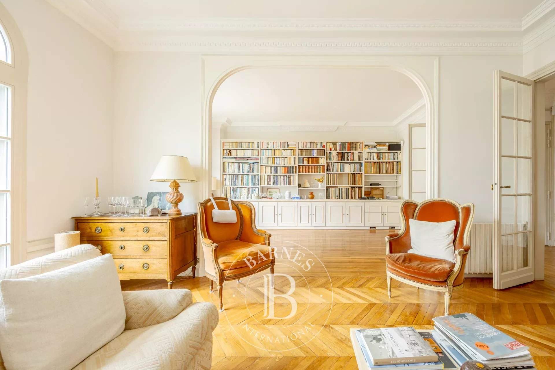 Paris  - Appartement 5 Pi&egrave;ces 3 Chambres - picture 6