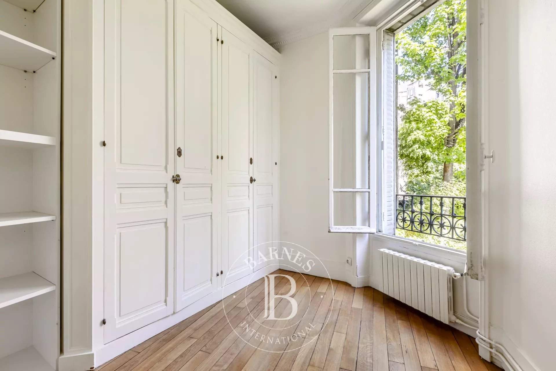 Paris  - Apartment 4 Bedrooms - picture 16