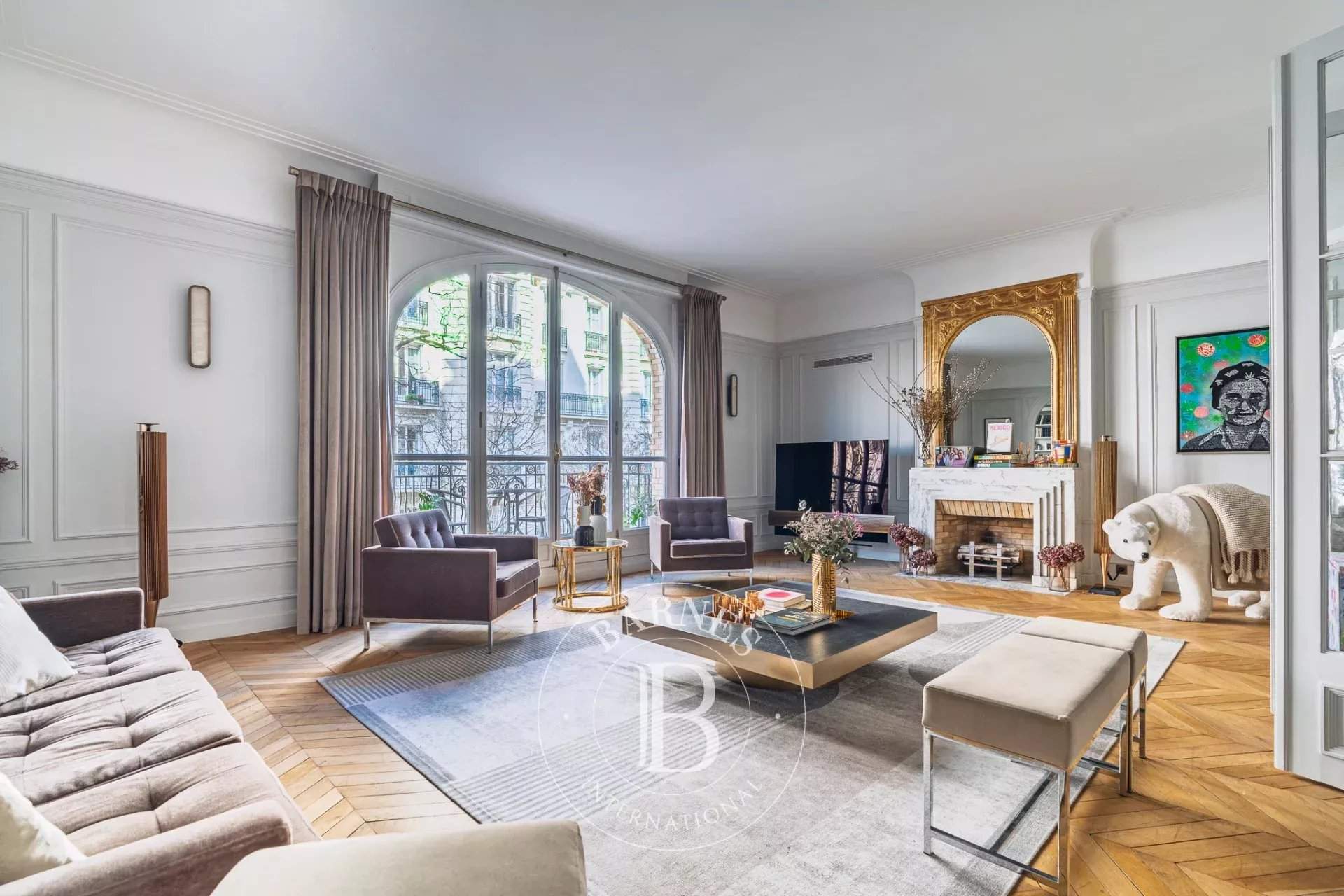 Paris  - Appartement 8 Pi&egrave;ces 5 Chambres - picture 3