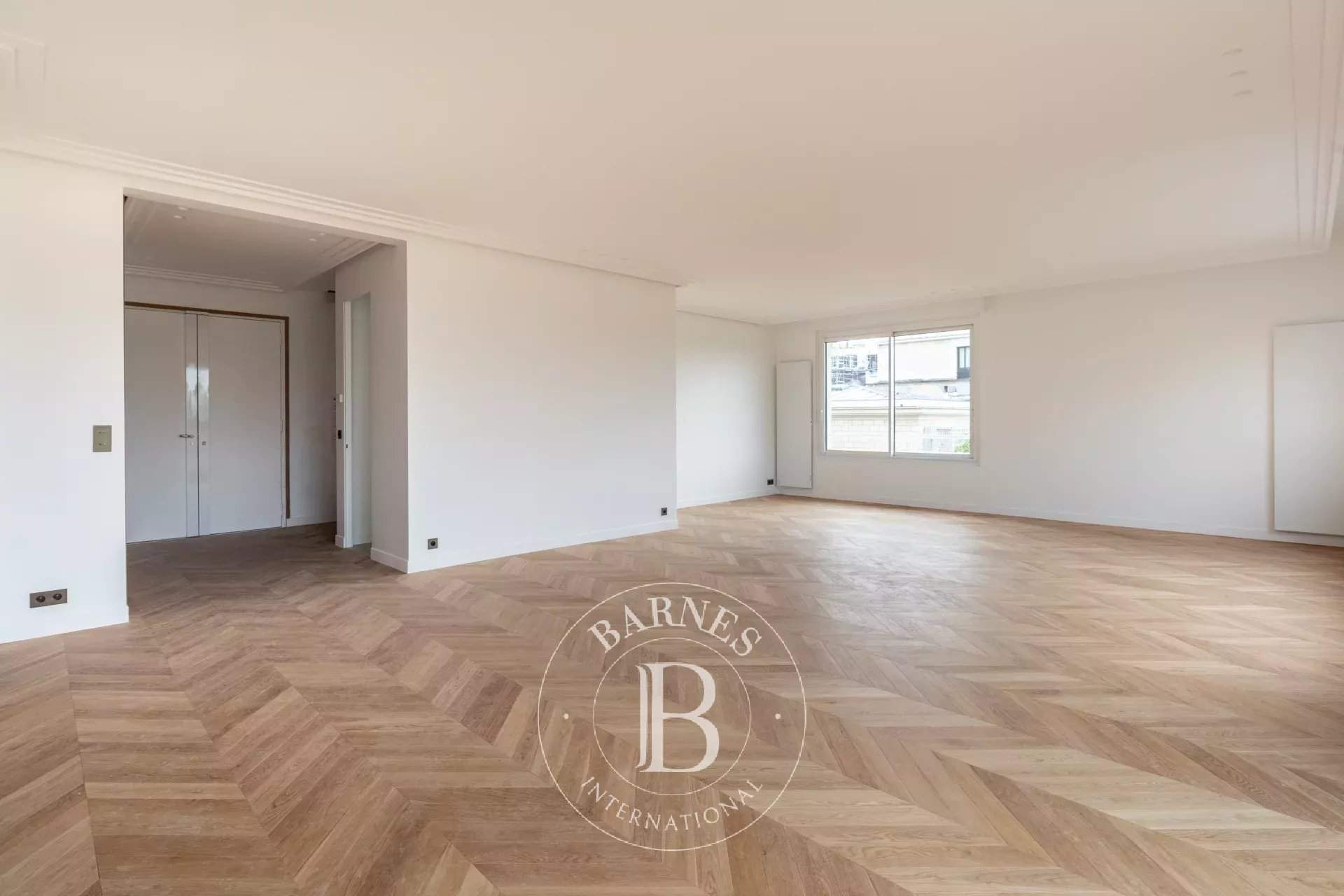 Paris  - Apartment 3 Bedrooms - picture 3