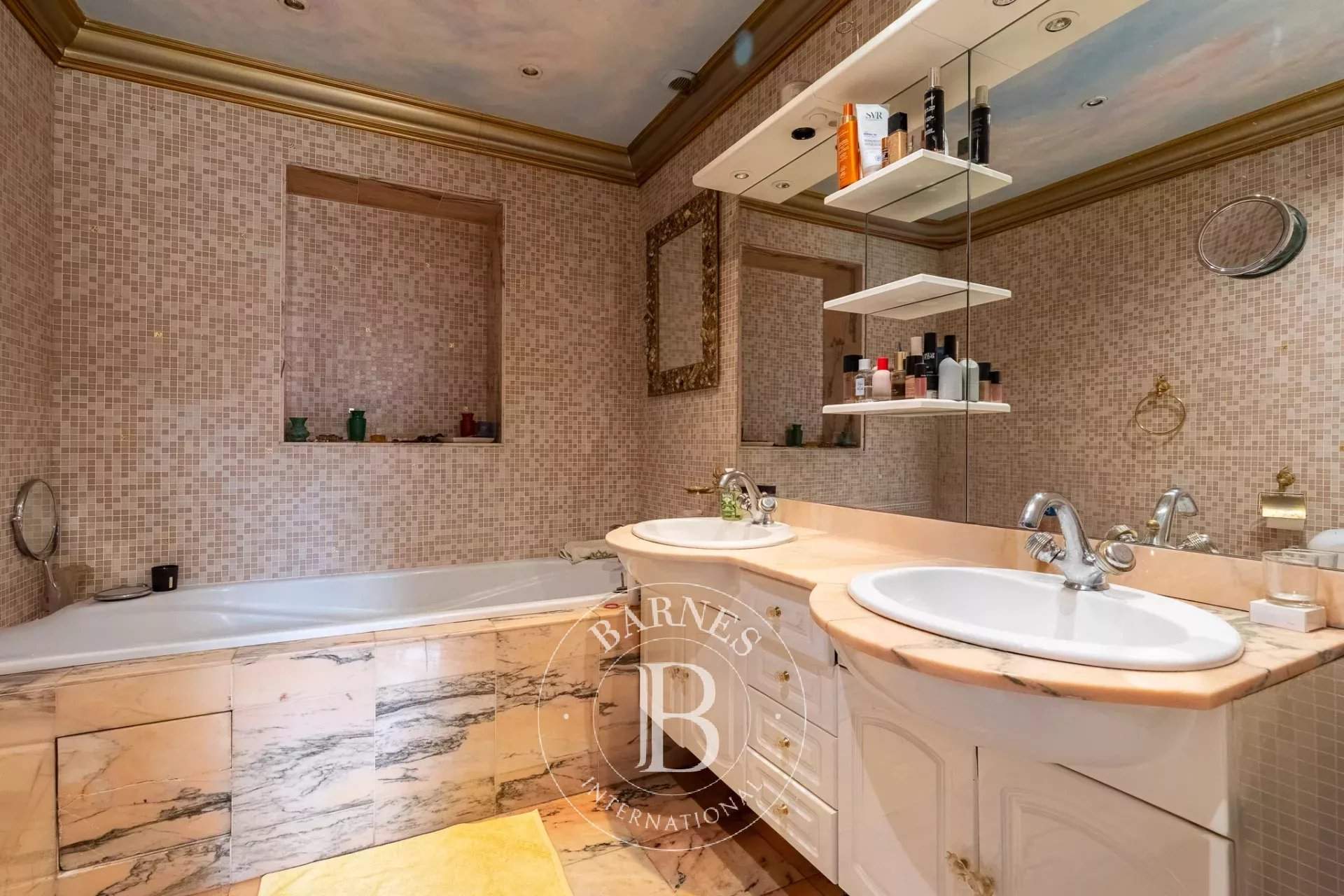 Paris  - Appartement 7 Pièces 5 Chambres - picture 8