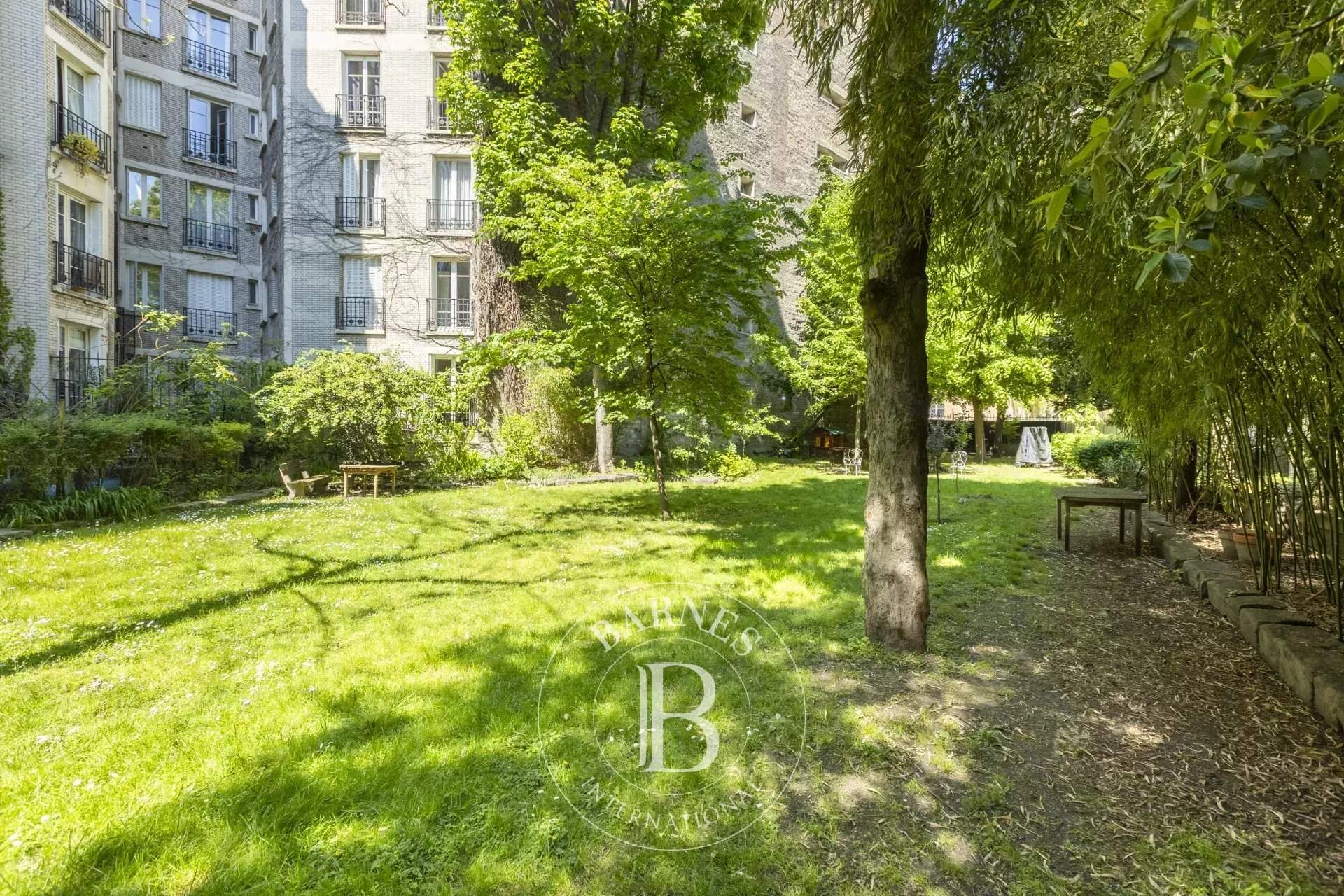 Paris  - Apartment 4 Bedrooms - picture 17