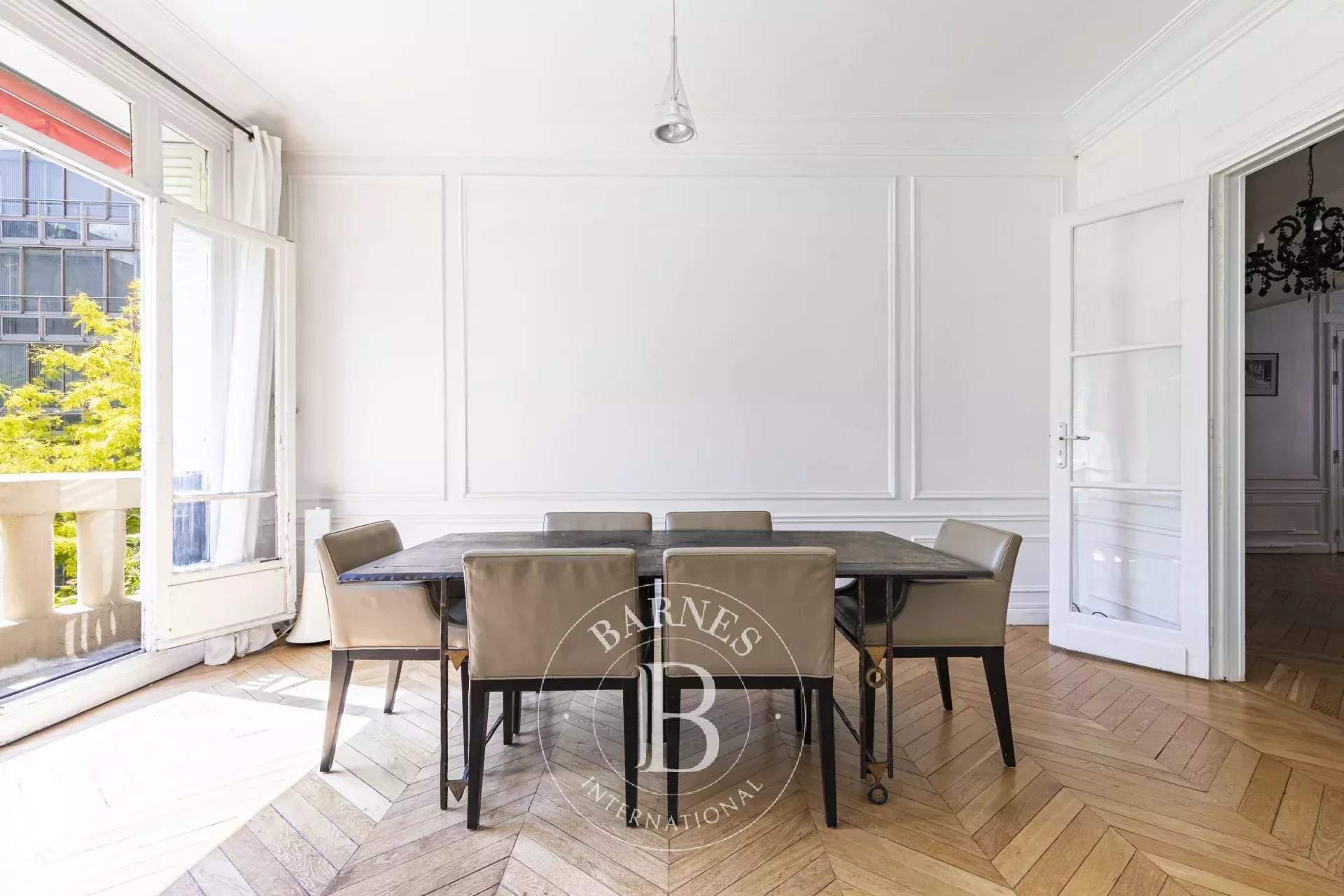 Paris  - Apartment 4 Bedrooms - picture 11