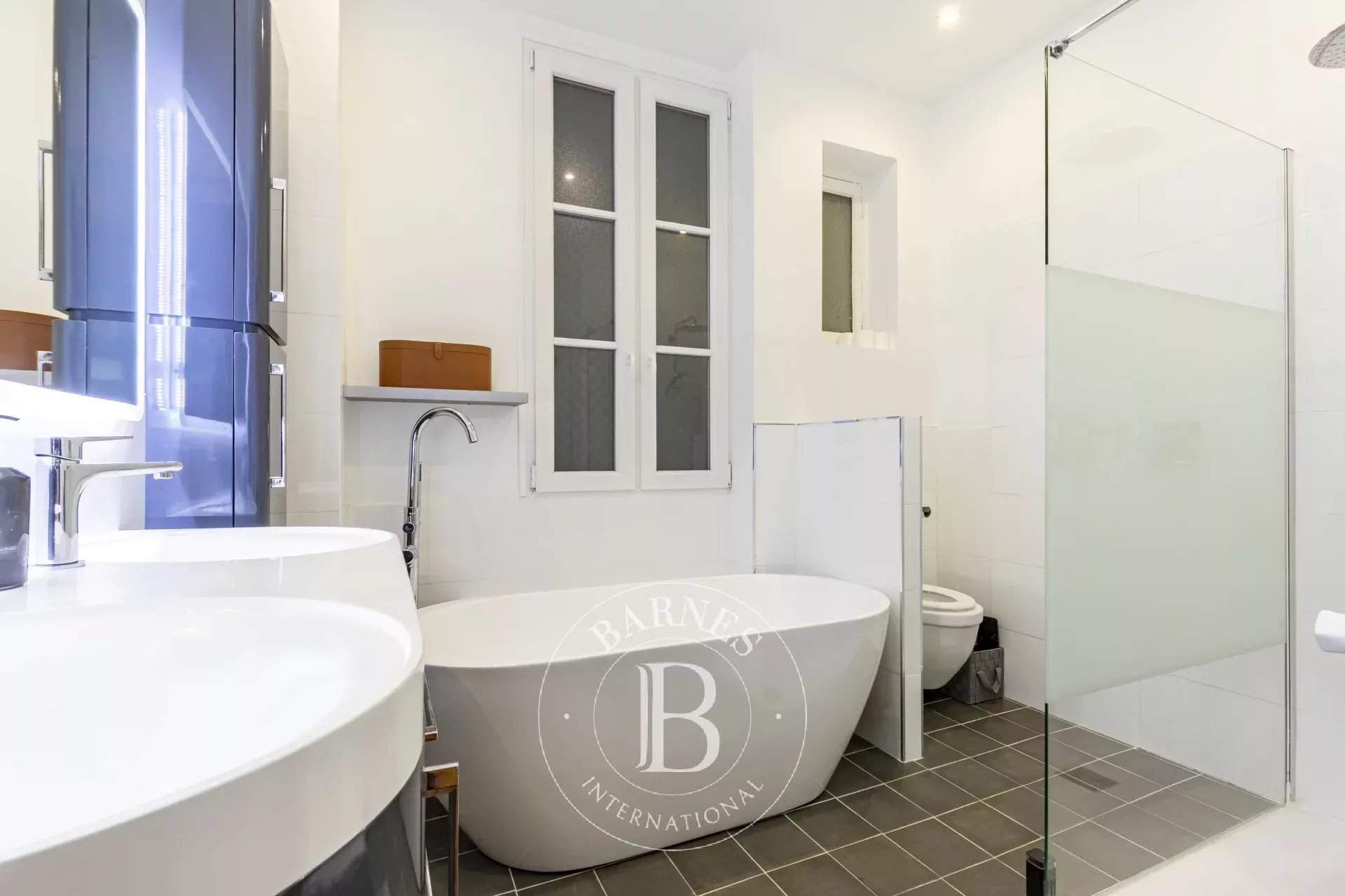 Paris  - Appartement 7 Pi&egrave;ces 4 Chambres - picture 12