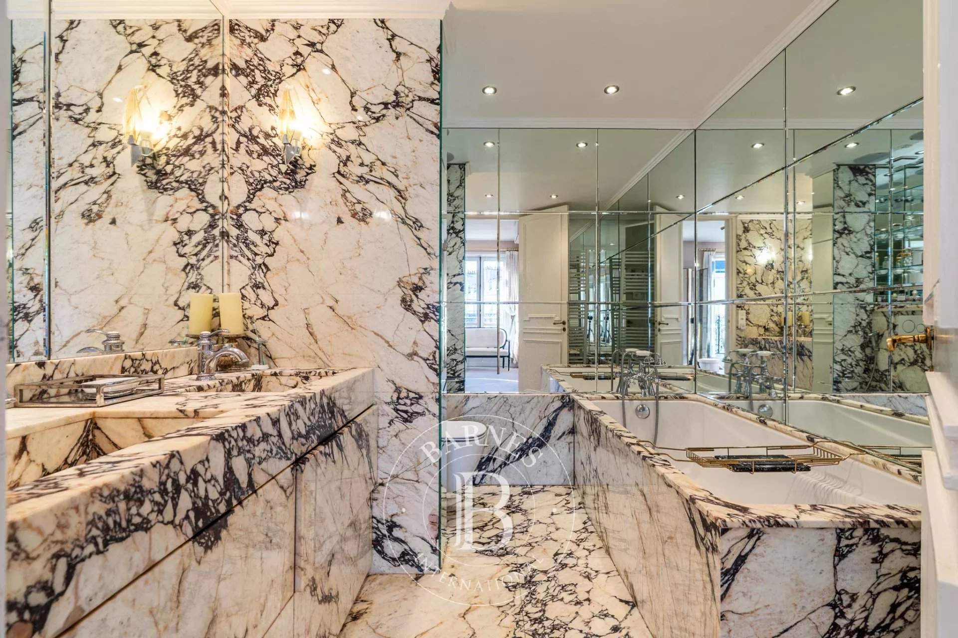 Paris  - Appartement 7 Pi&egrave;ces 5 Chambres - picture 16