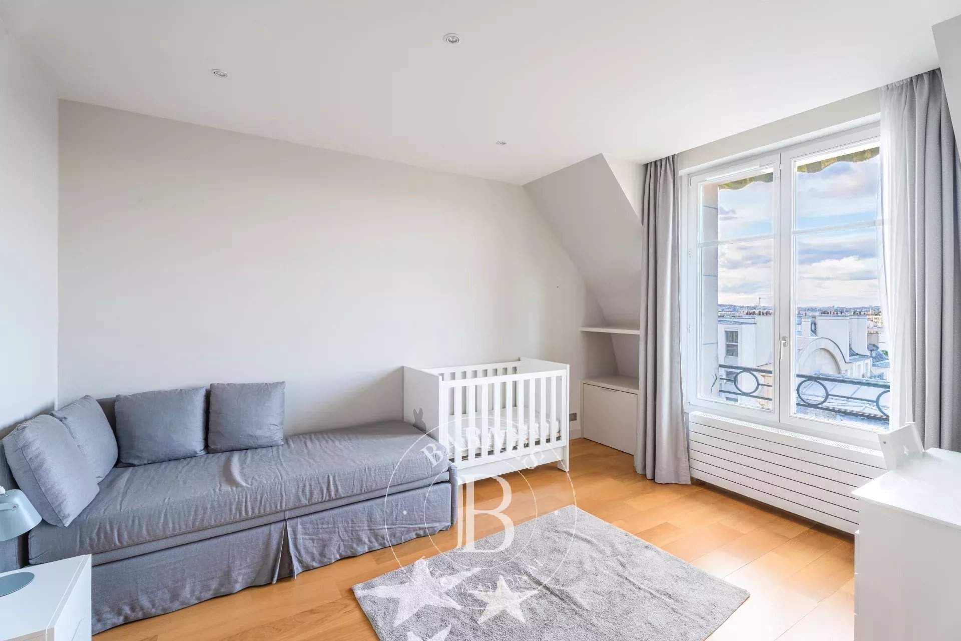 Paris  - Appartement 10 Pi&egrave;ces 5 Chambres - picture 14