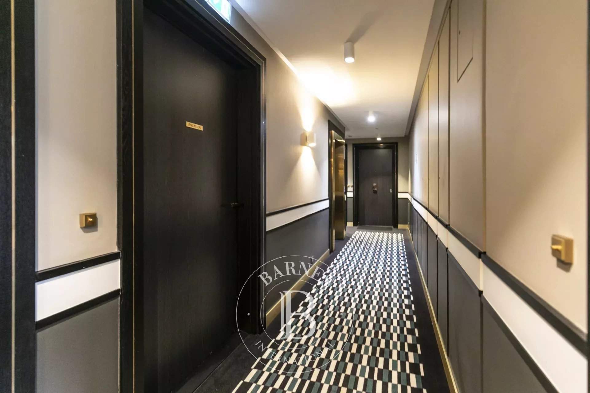 Paris  - Apartment 3 Bedrooms - picture 12