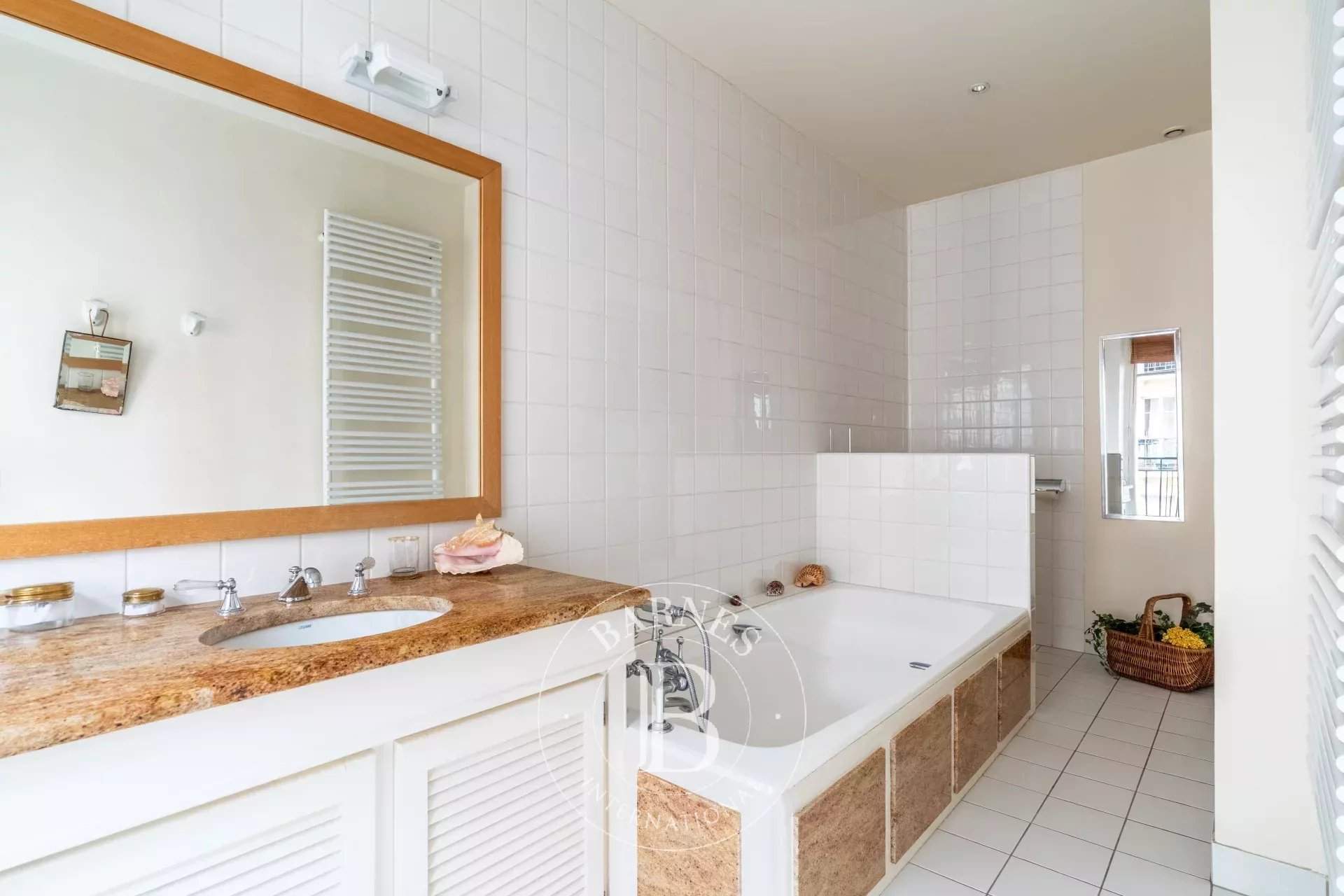 Paris  - Appartement 5 Pièces 3 Chambres - picture 9