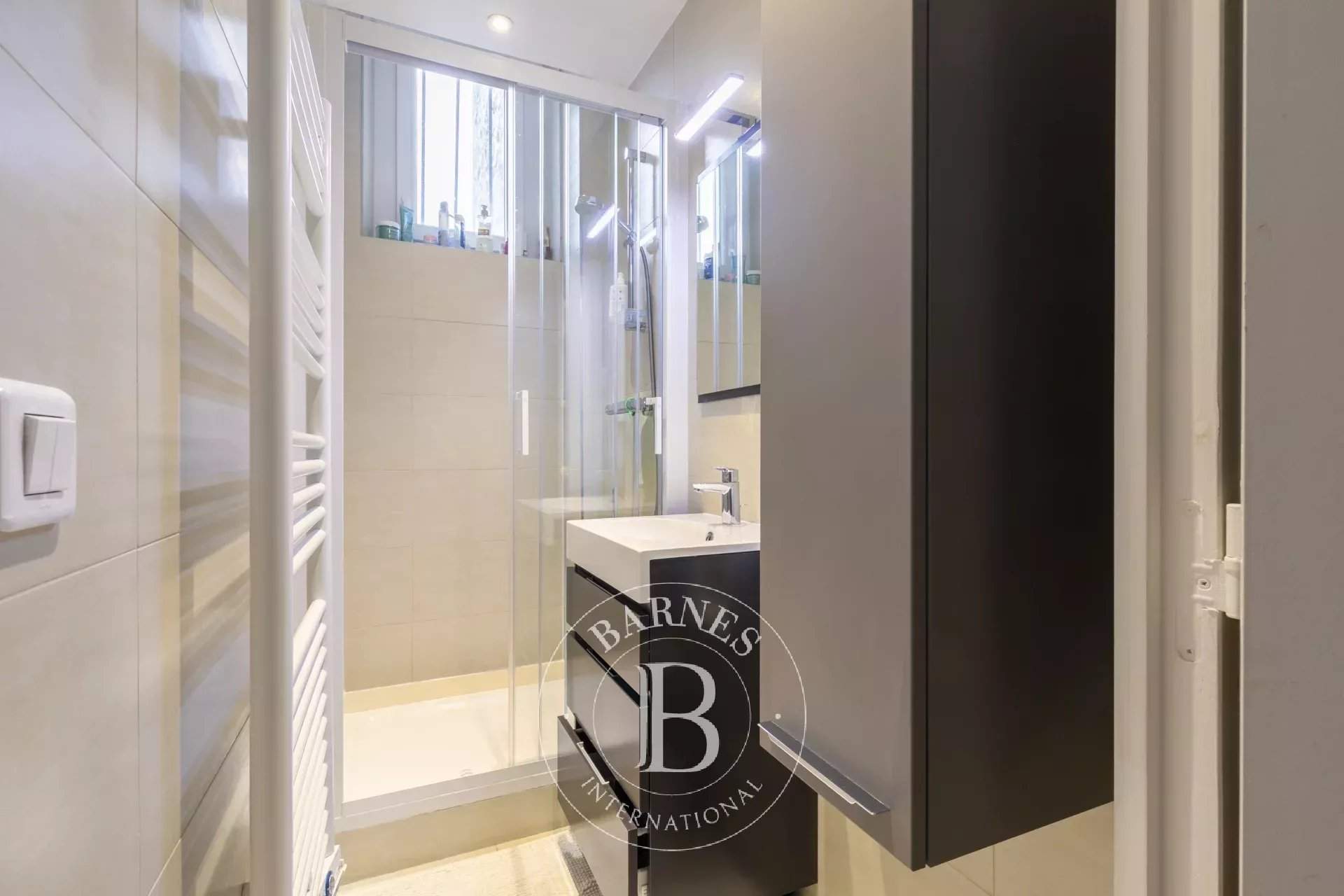 Paris  - Apartment 4 Bedrooms - picture 10