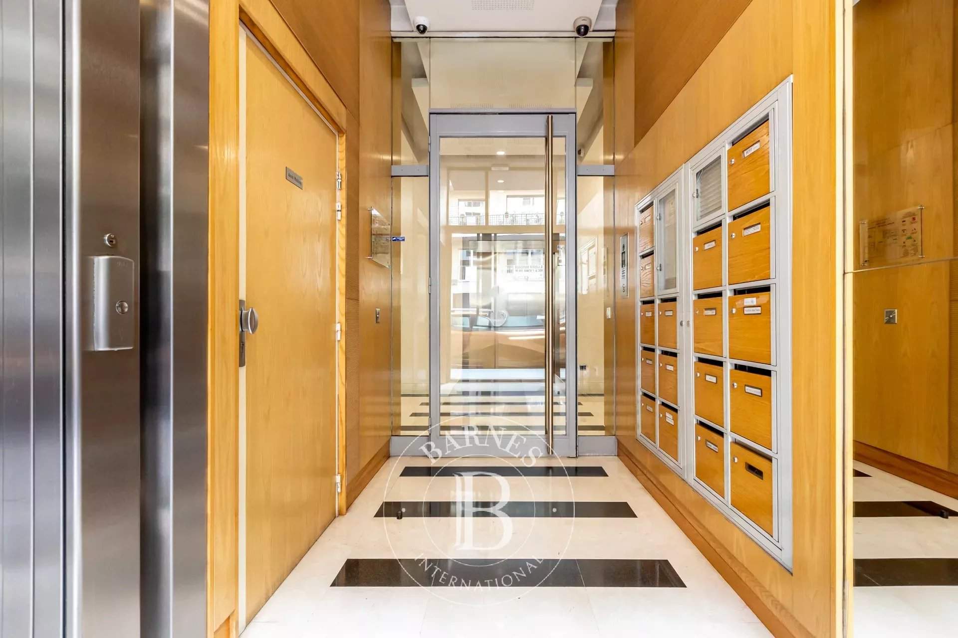 Paris  - Appartement 6 Pièces 3 Chambres - picture 10