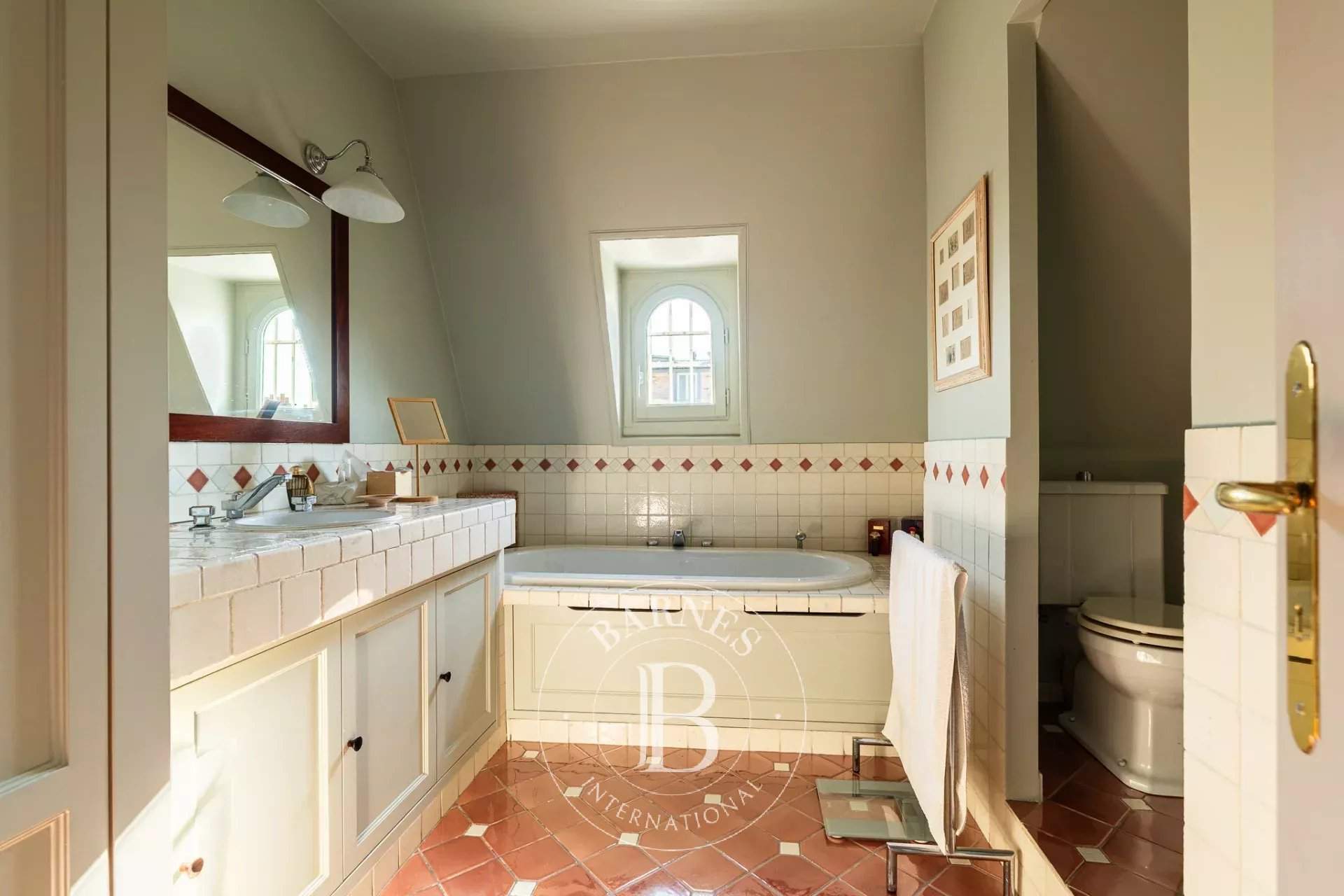 Paris  - Appartement 6 Pi&egrave;ces 4 Chambres - picture 10