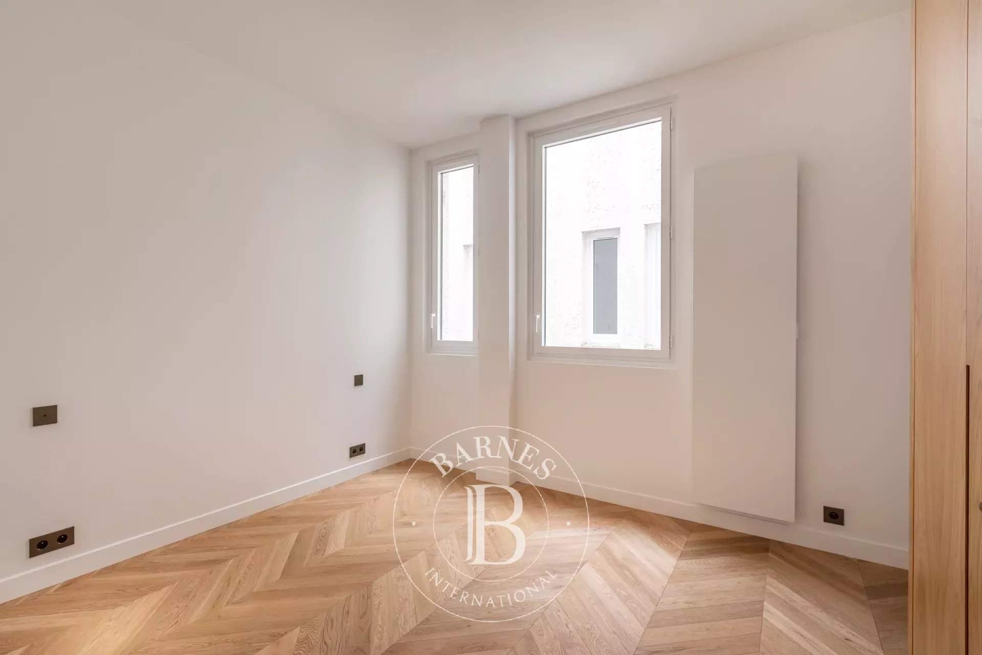 Paris  - Apartment 3 Bedrooms - picture 12