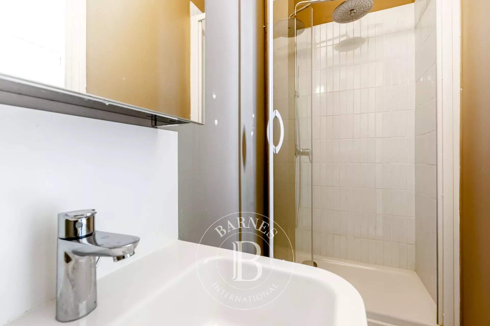 Paris  - Apartment 4 Bedrooms - picture 12