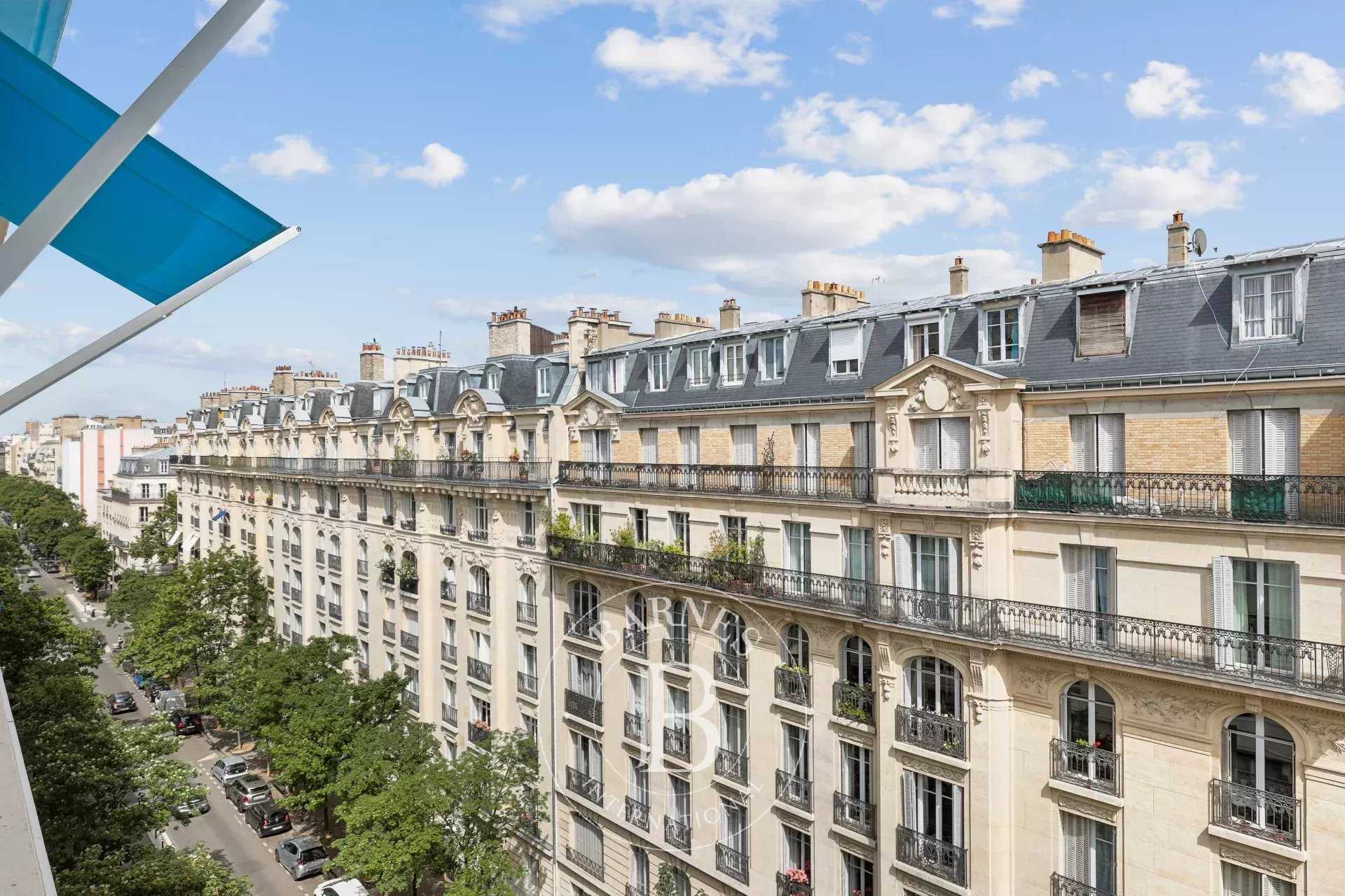 Paris  - Apartment 2 Bedrooms