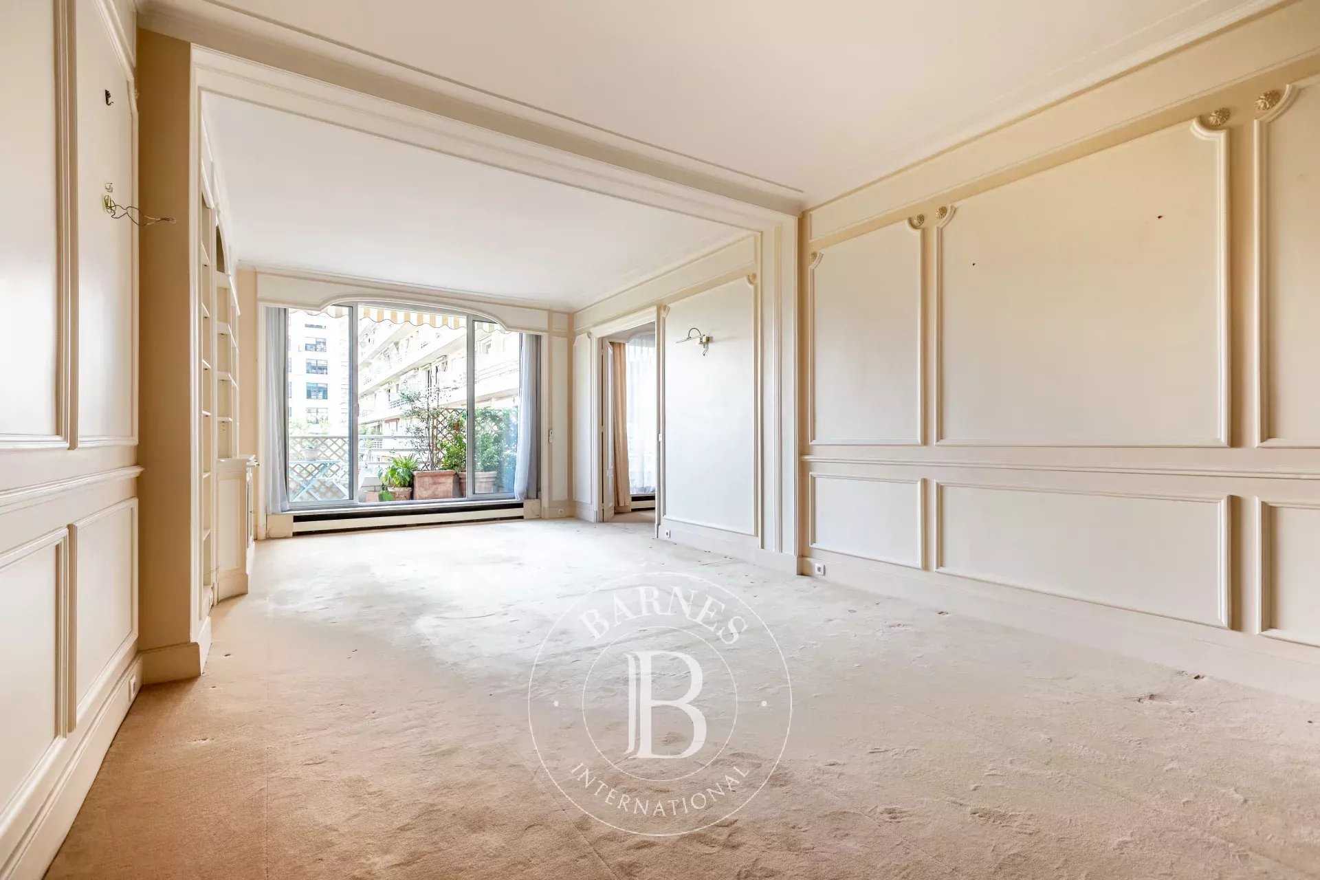 Paris  - Piso 2 Cuartos, 1 Habitacion