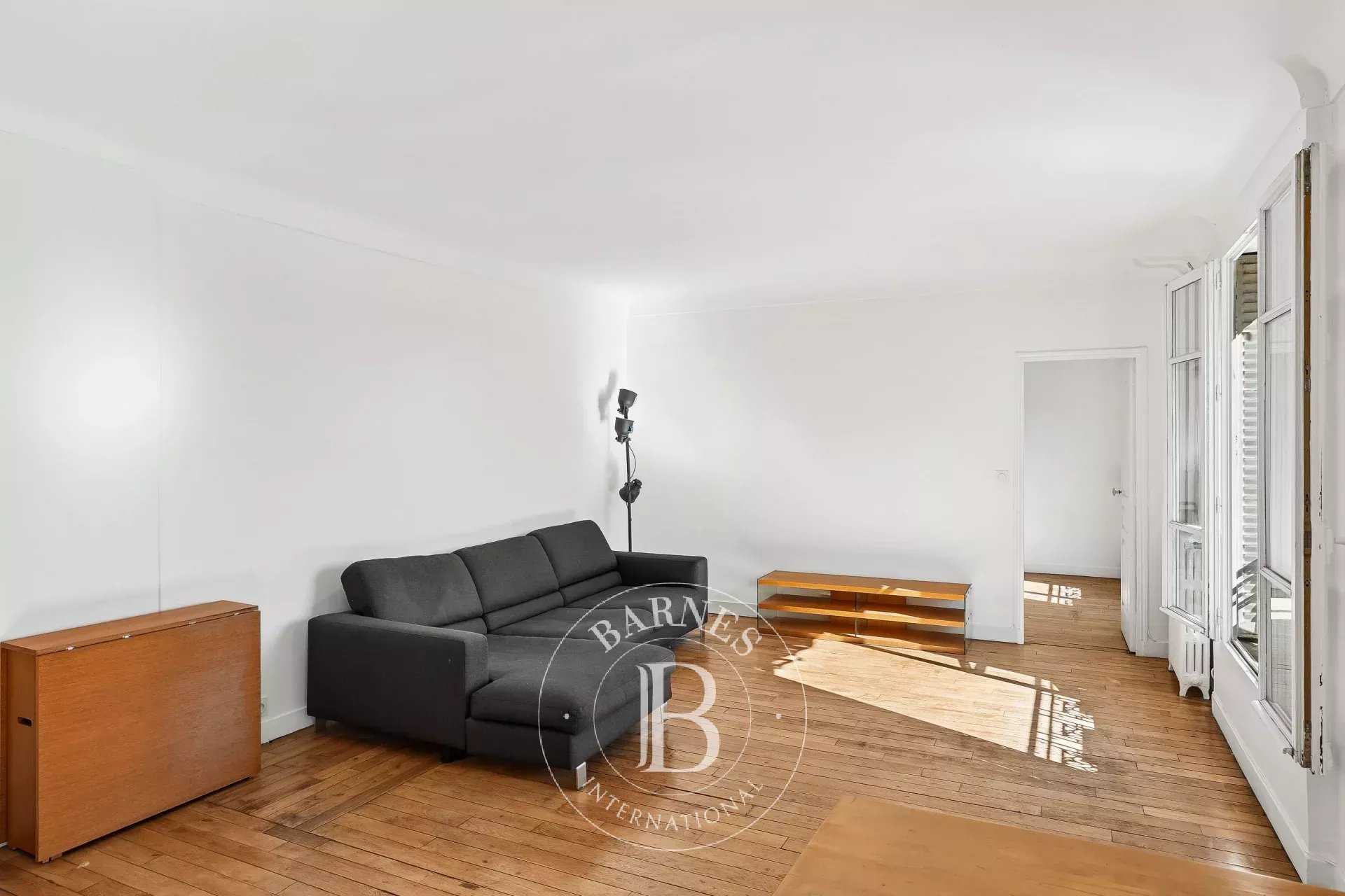 Paris  - Appartement 2 Pi&egrave;ces, 1 Chambre