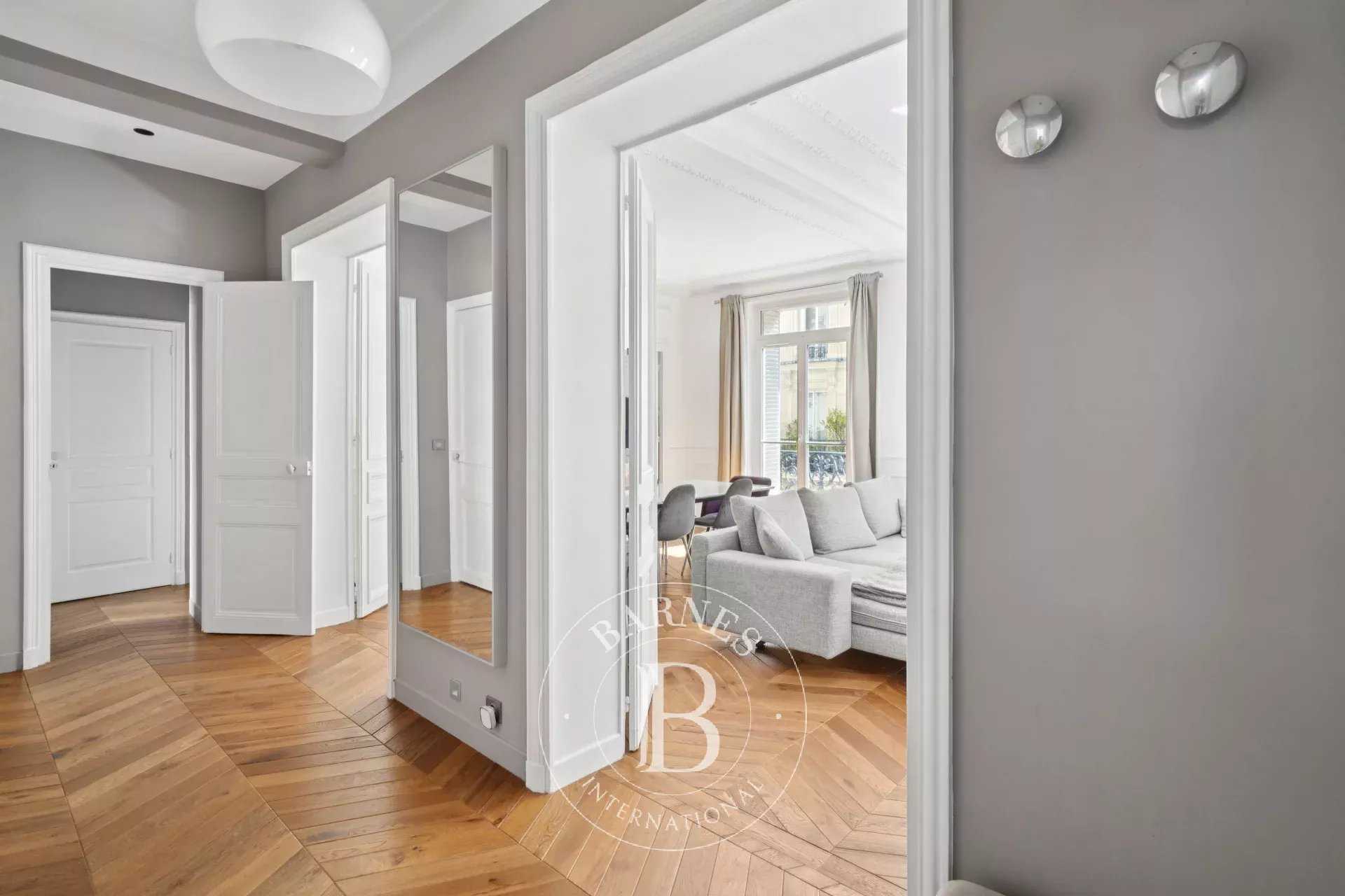 Paris  - Apartment 2 Bedrooms