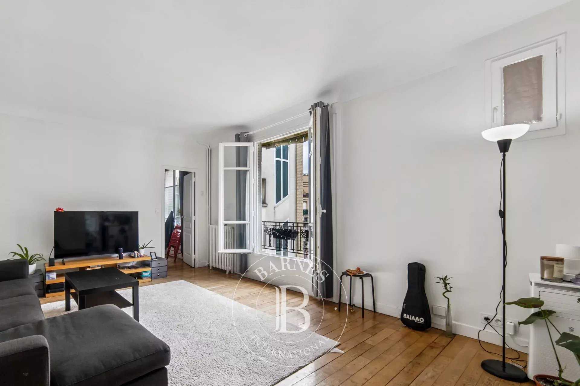Paris  - Appartement 2 Pi&egrave;ces, 1 Chambre