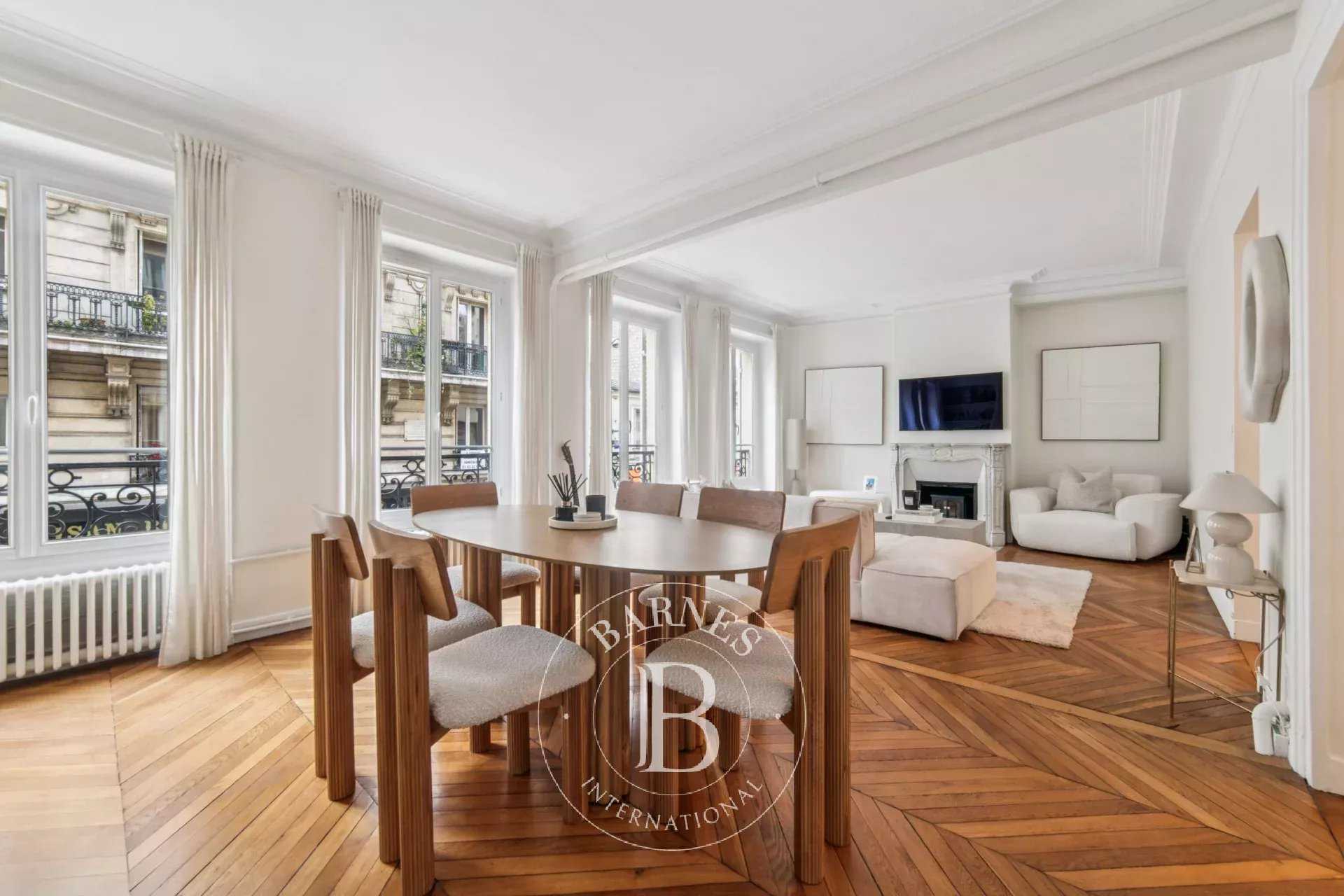 Paris  - Apartment 2 Bedrooms