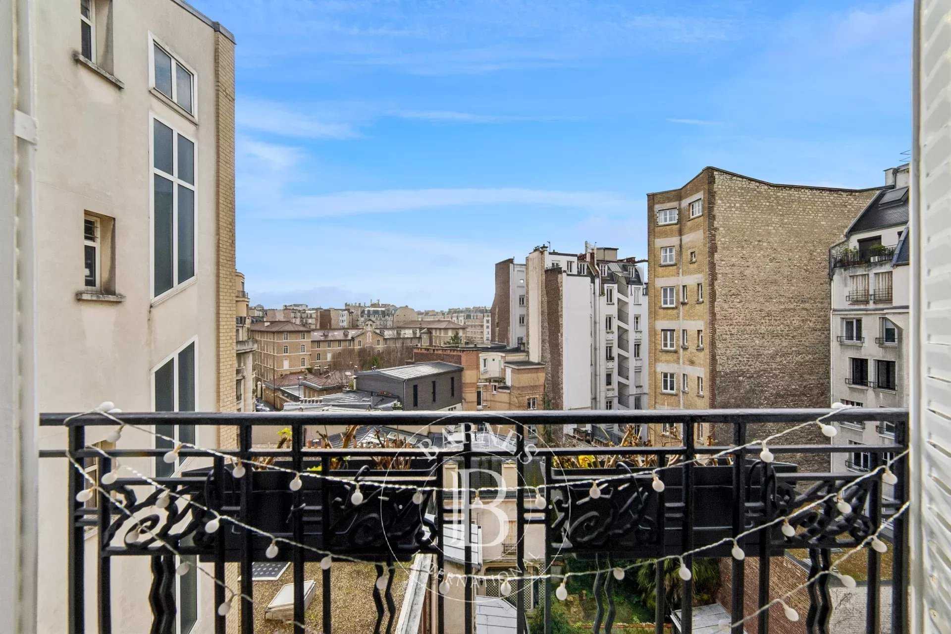 Paris  - Appartement 2 Pi&egrave;ces, 1 Chambre