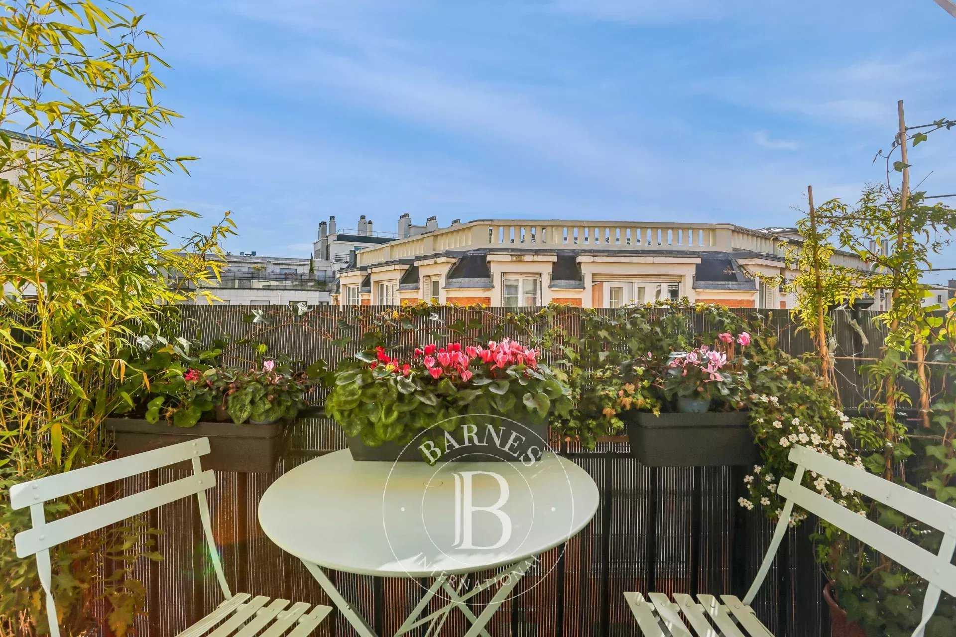 Paris  - Appartement 2 Pi&egrave;ces, 1 Chambre