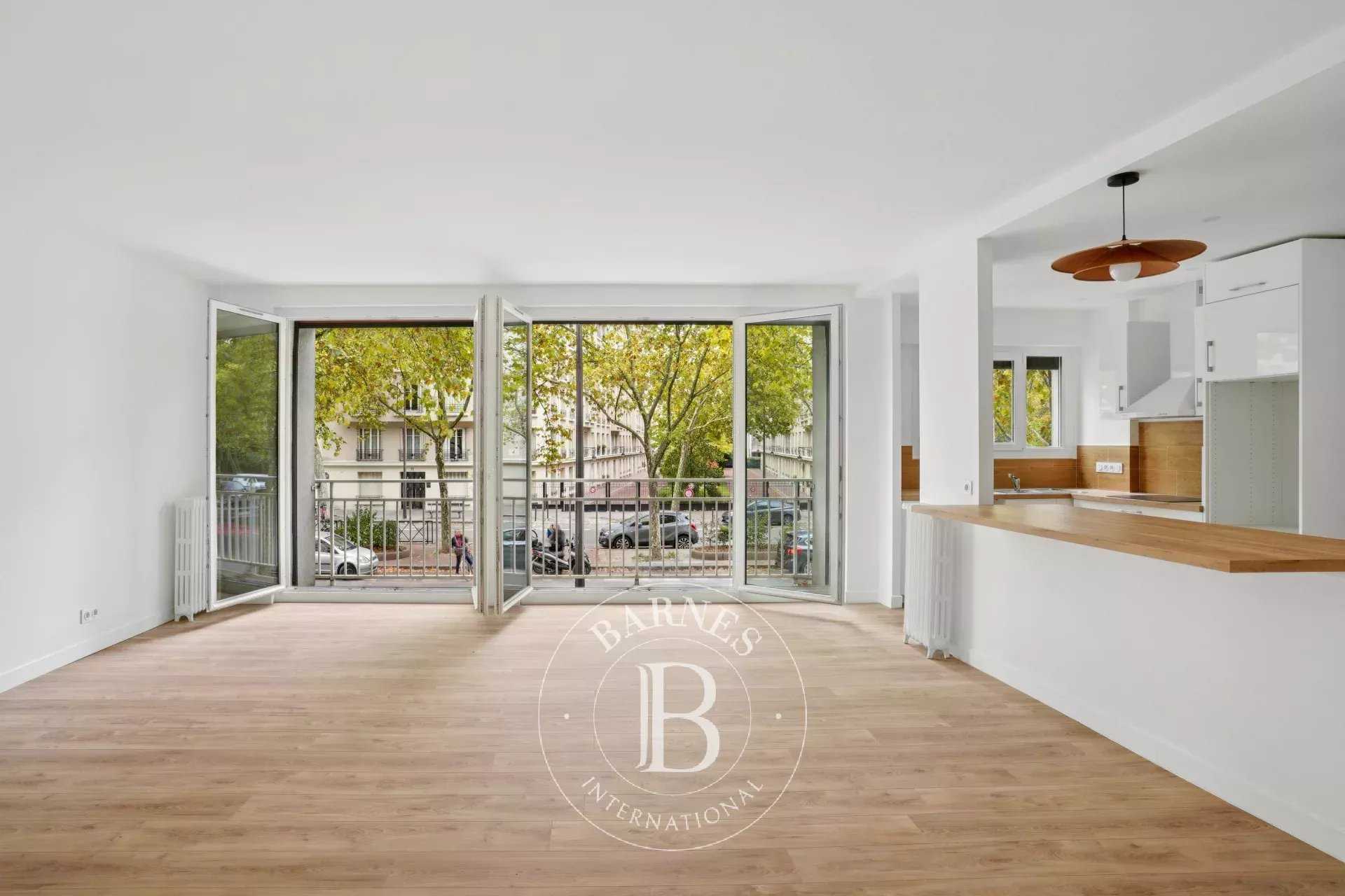 Paris  - Appartement 3 Pièces 2 Chambres