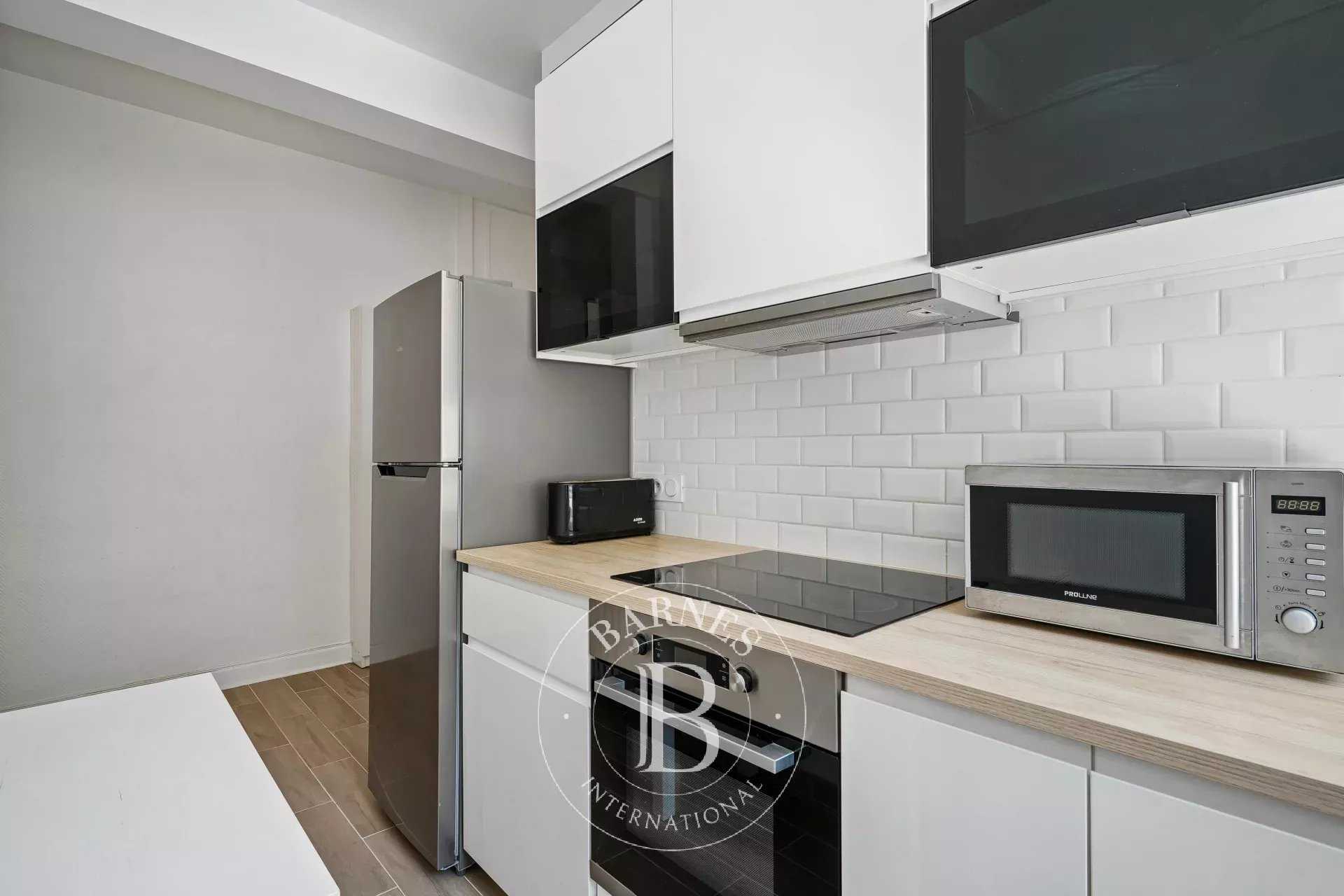 Paris  - Appartement 2 Pi&egrave;ces, 1 Chambre