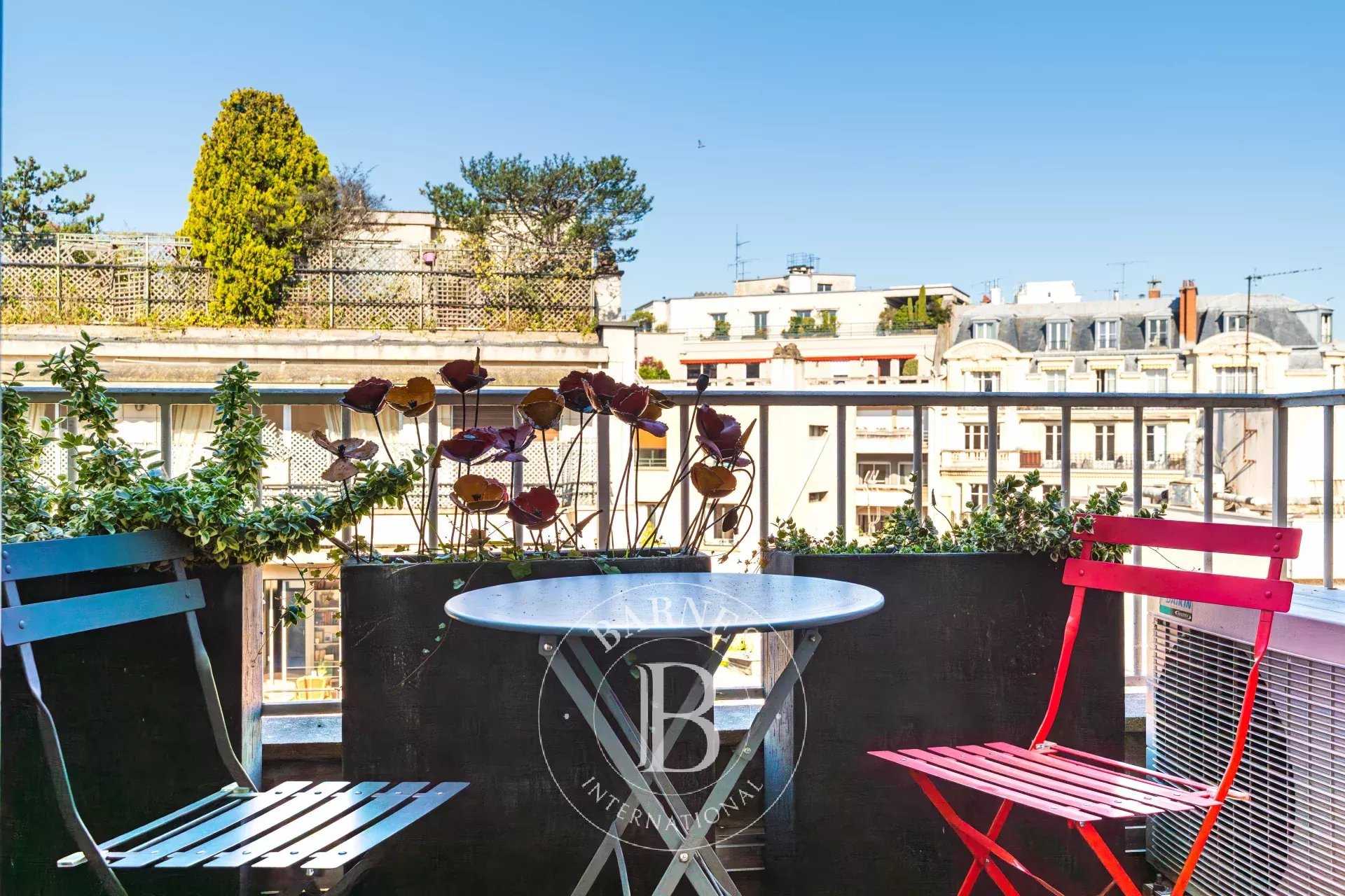 Paris  - Apartment 2 Bedrooms