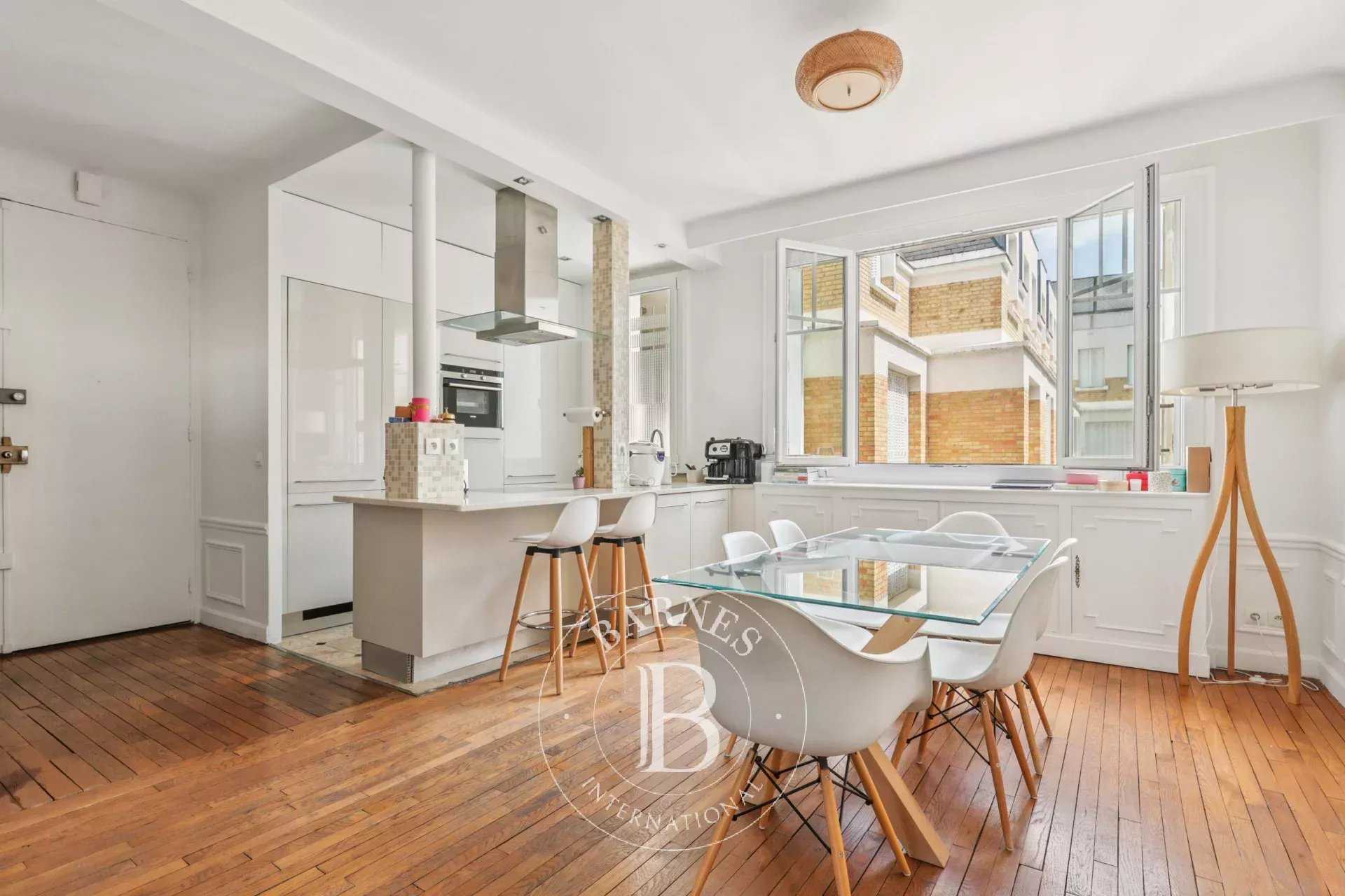 Paris  - Apartment 