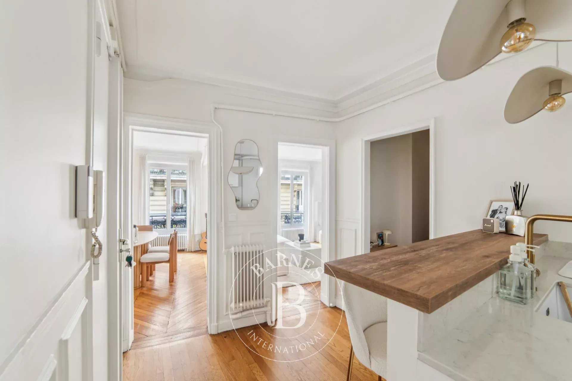 Paris  - Apartment 2 Bedrooms