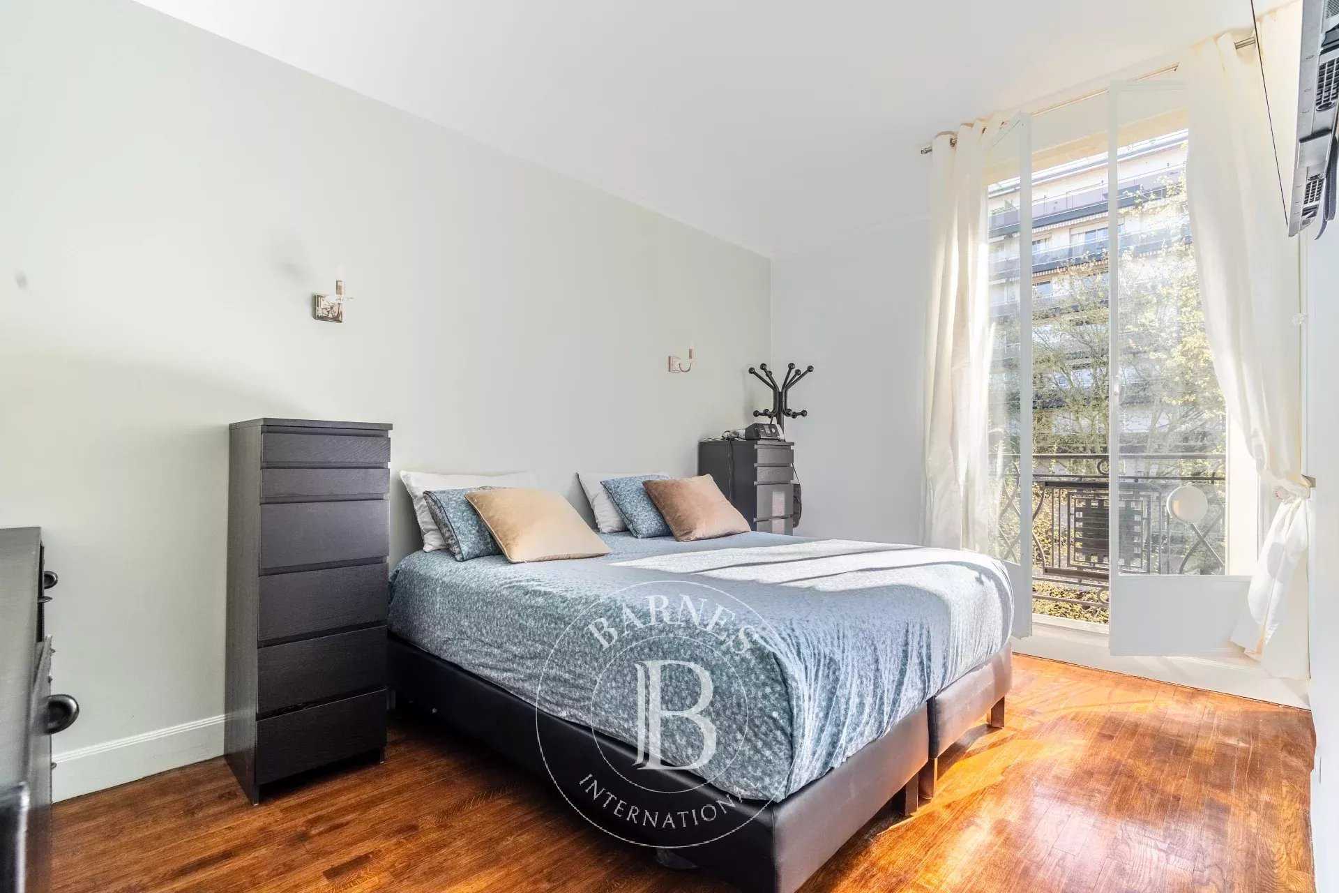 Paris  - Appartement 3 Pièces, 1 Chambre