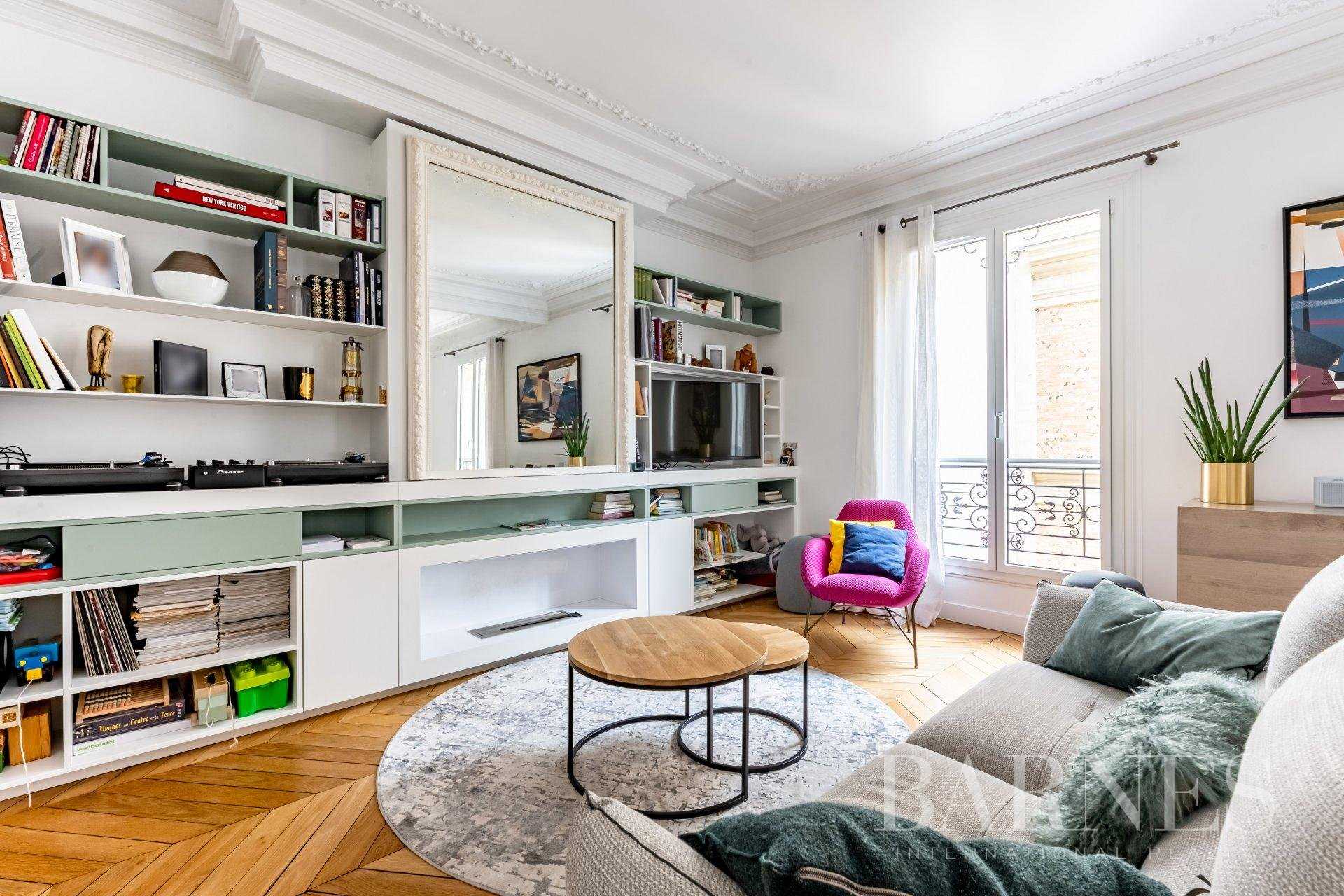 Paris  - Appartement 4 Pièces 2 Chambres