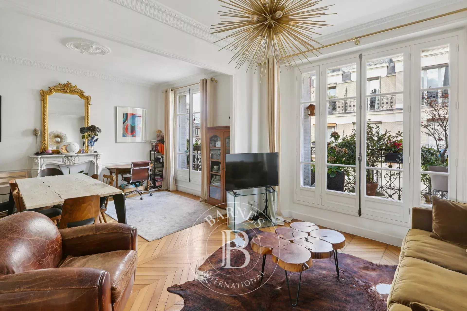 Paris  - Apartment 2 Bedrooms