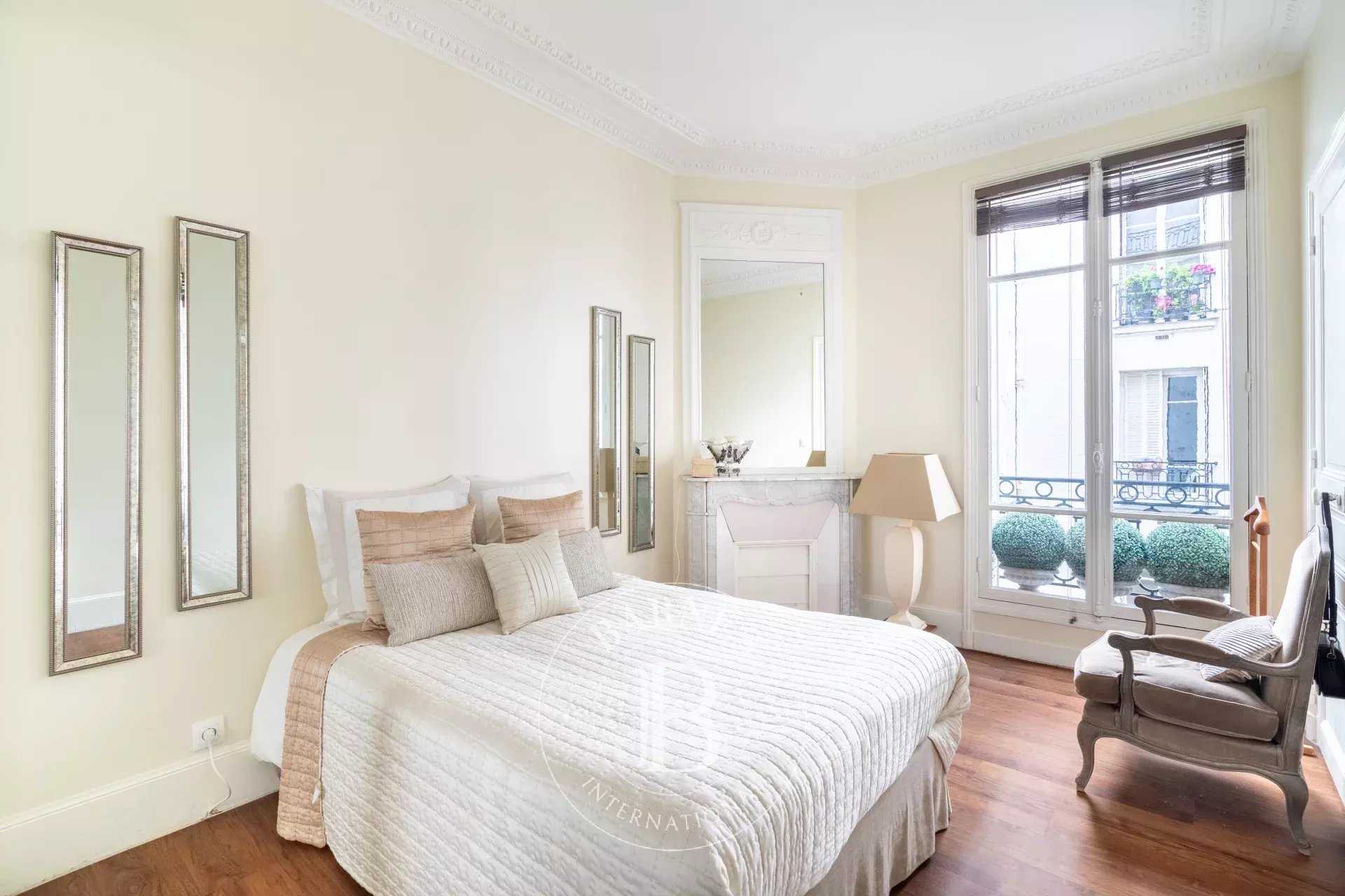 Paris  - Apartment 2 Bedrooms