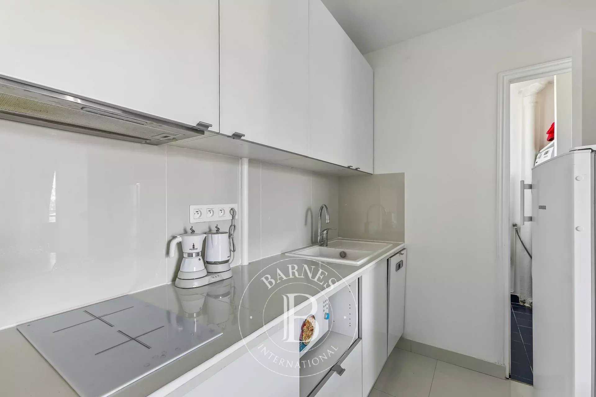 Paris  - Piso 2 Cuartos, 1 Habitacion