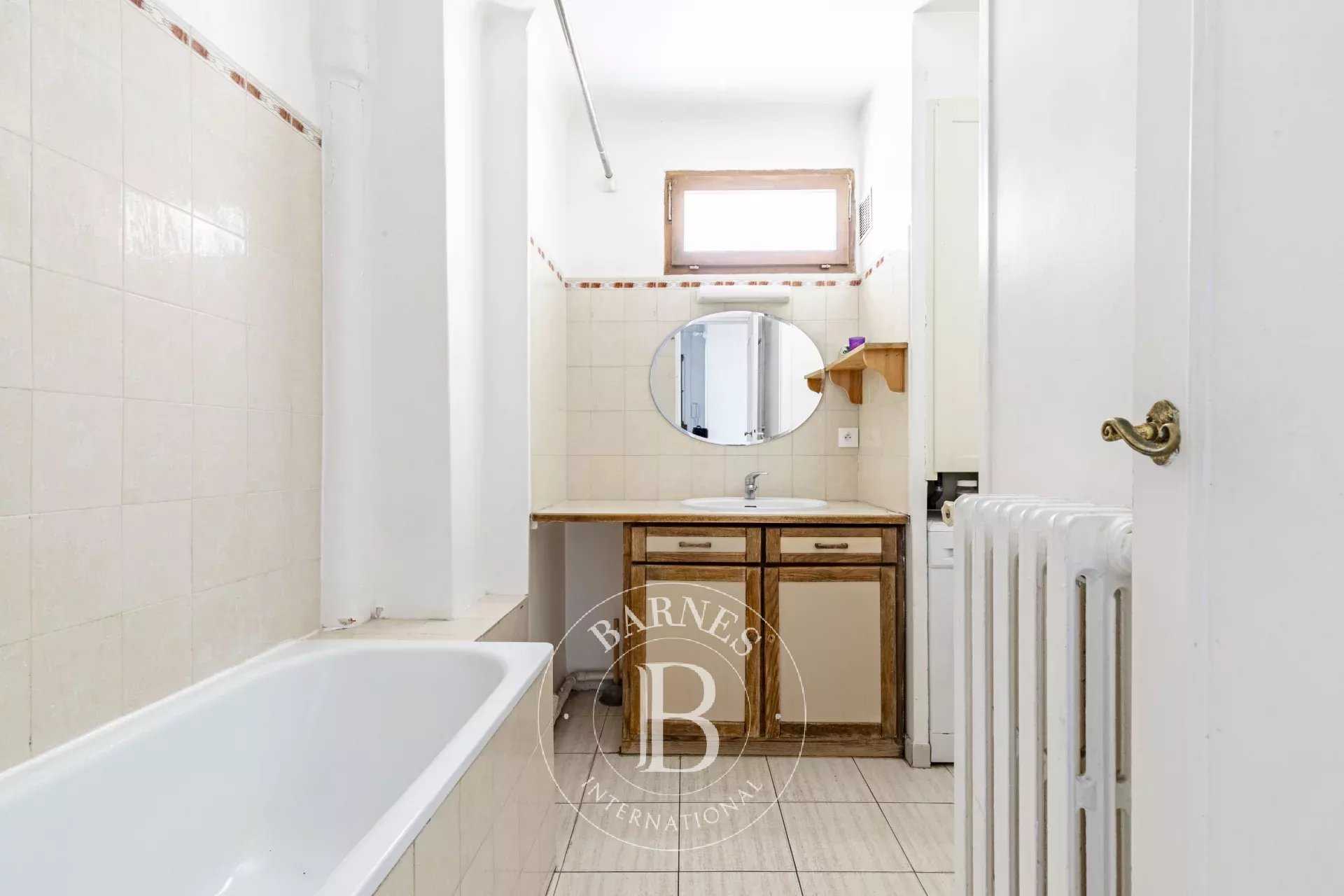 Paris  - Piso 3 Cuartos 2 Habitaciones