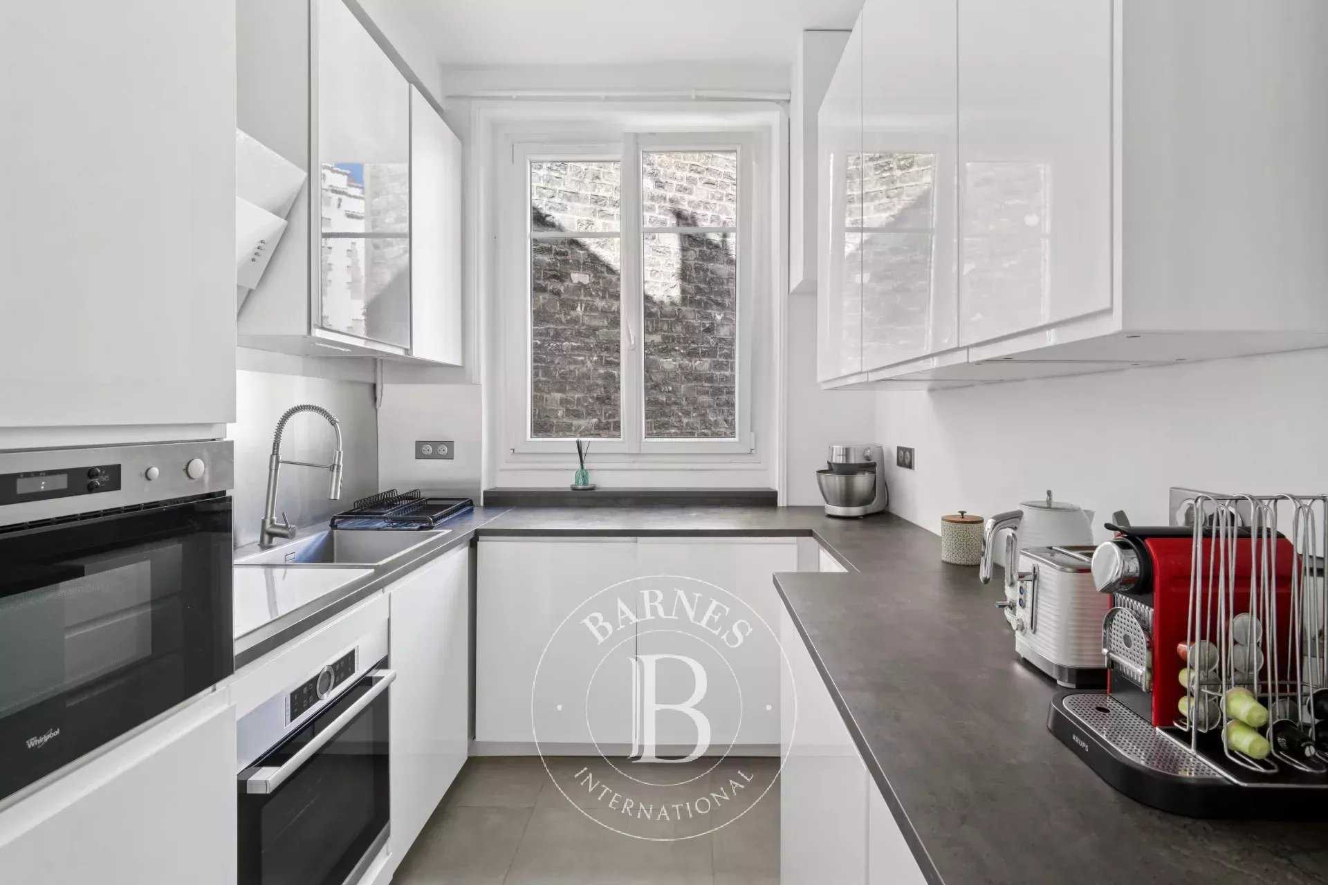 Paris  - Apartment 2 Bedrooms
