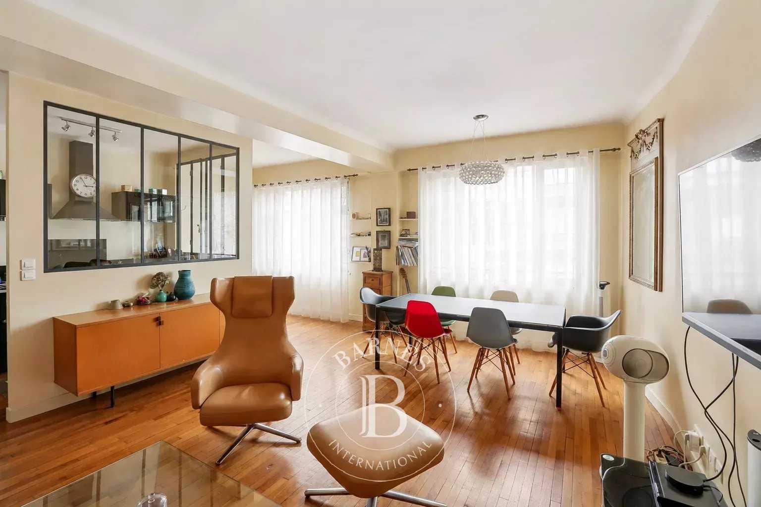 Paris  - Appartement 2 Pi&egrave;ces, 1 Chambre