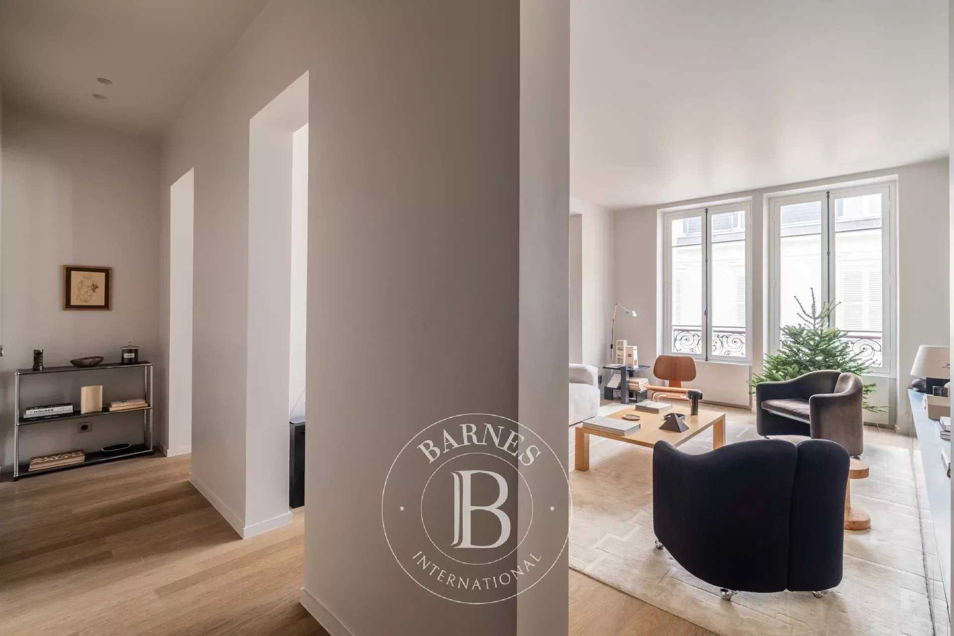 Paris  - Appartement 2 Pièces, 1 Chambre